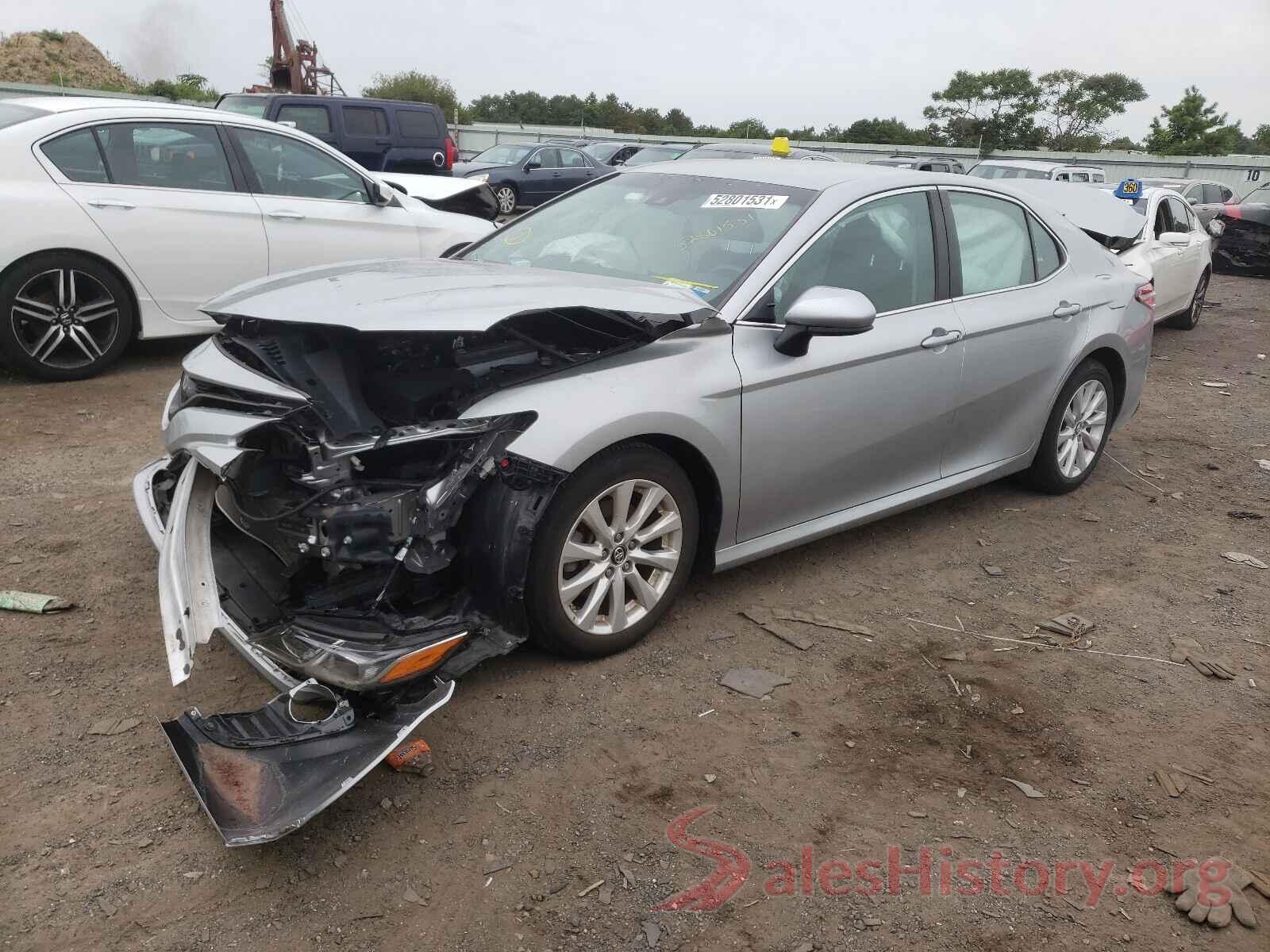 4T1B11HK2JU536617 2018 TOYOTA CAMRY