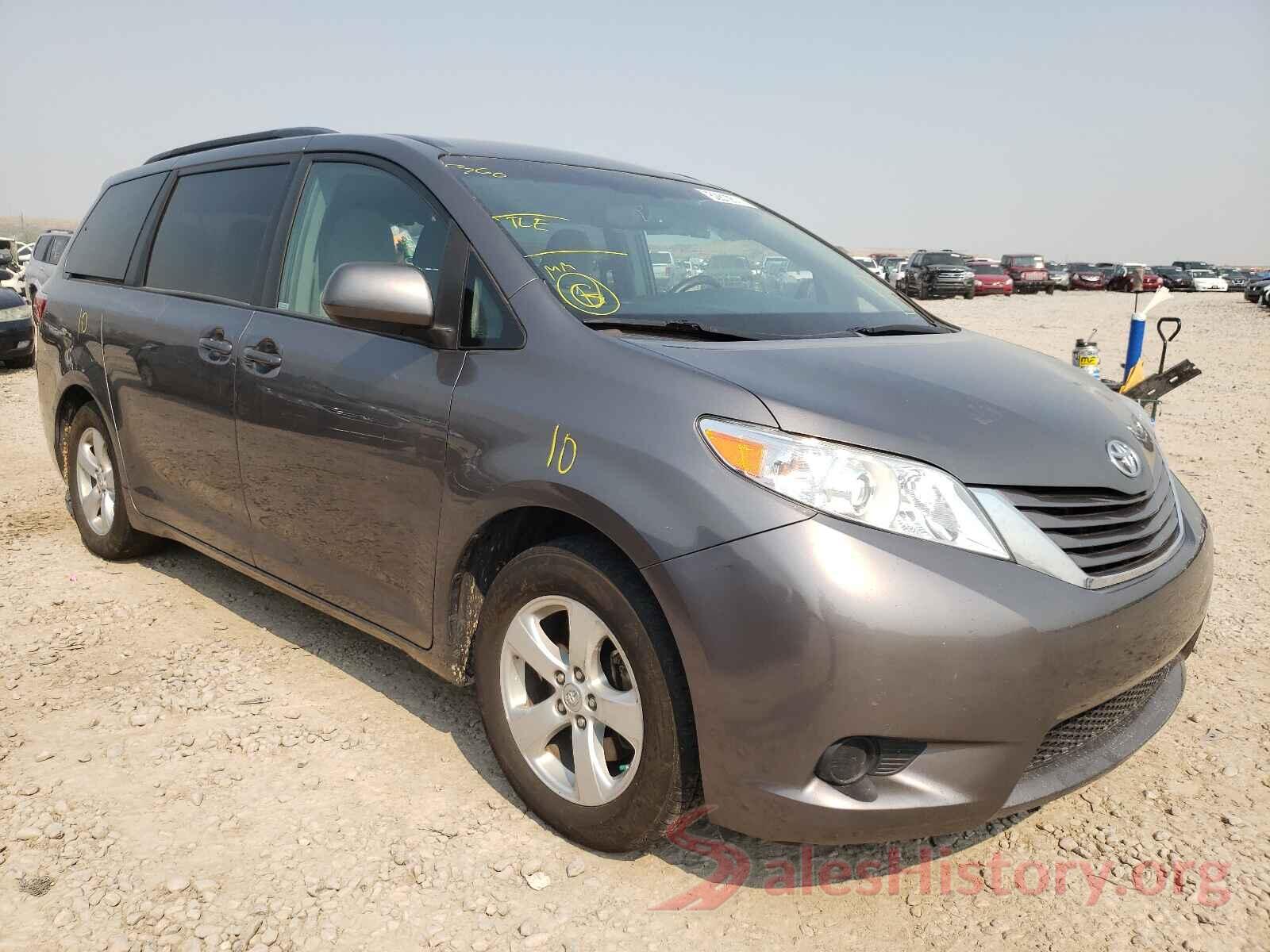 5TDKZ3DCXHS865412 2017 TOYOTA SIENNA