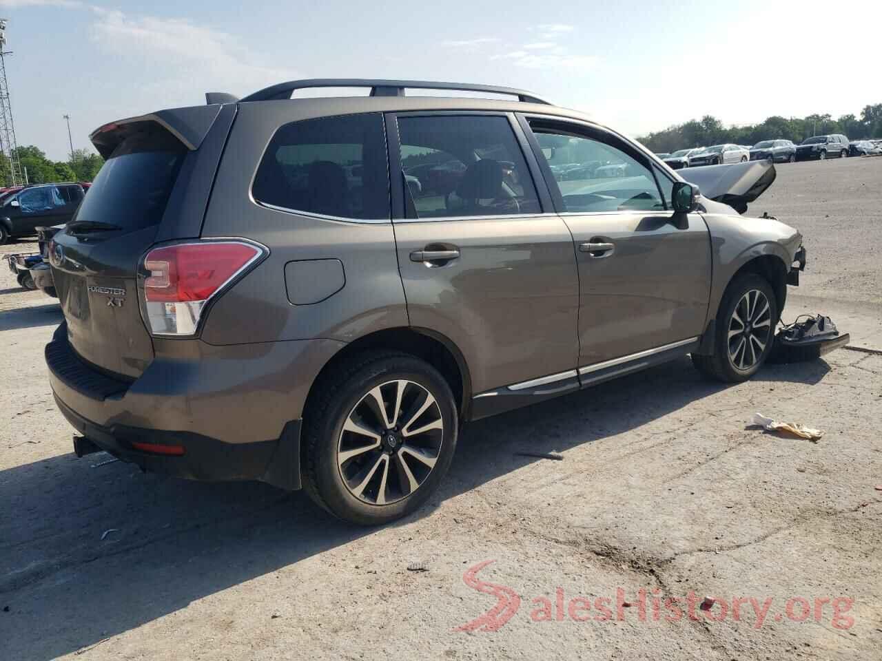 JF2SJGWC8JH546016 2018 SUBARU FORESTER