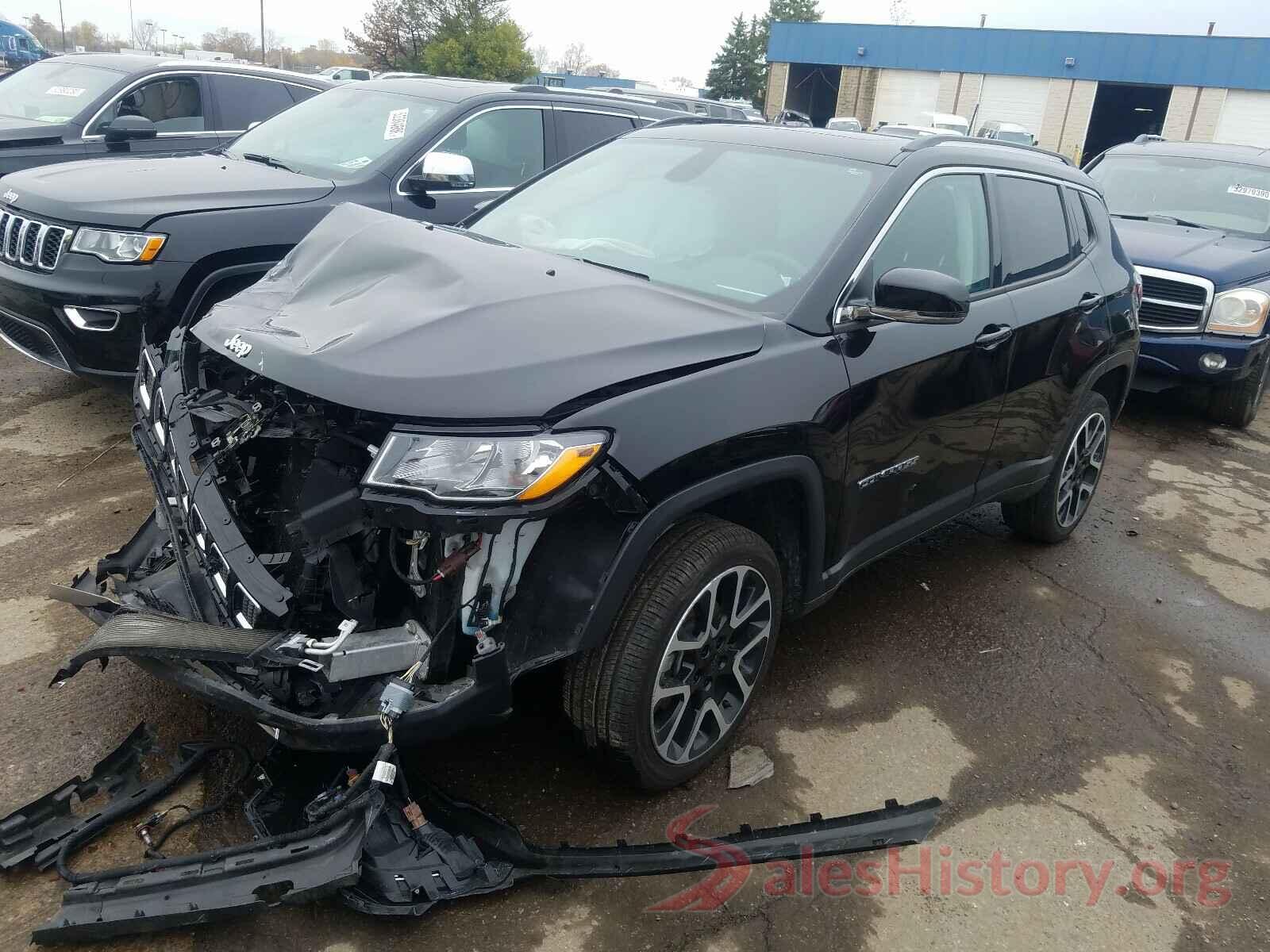 3C4NJDCB0JT337005 2018 JEEP COMPASS