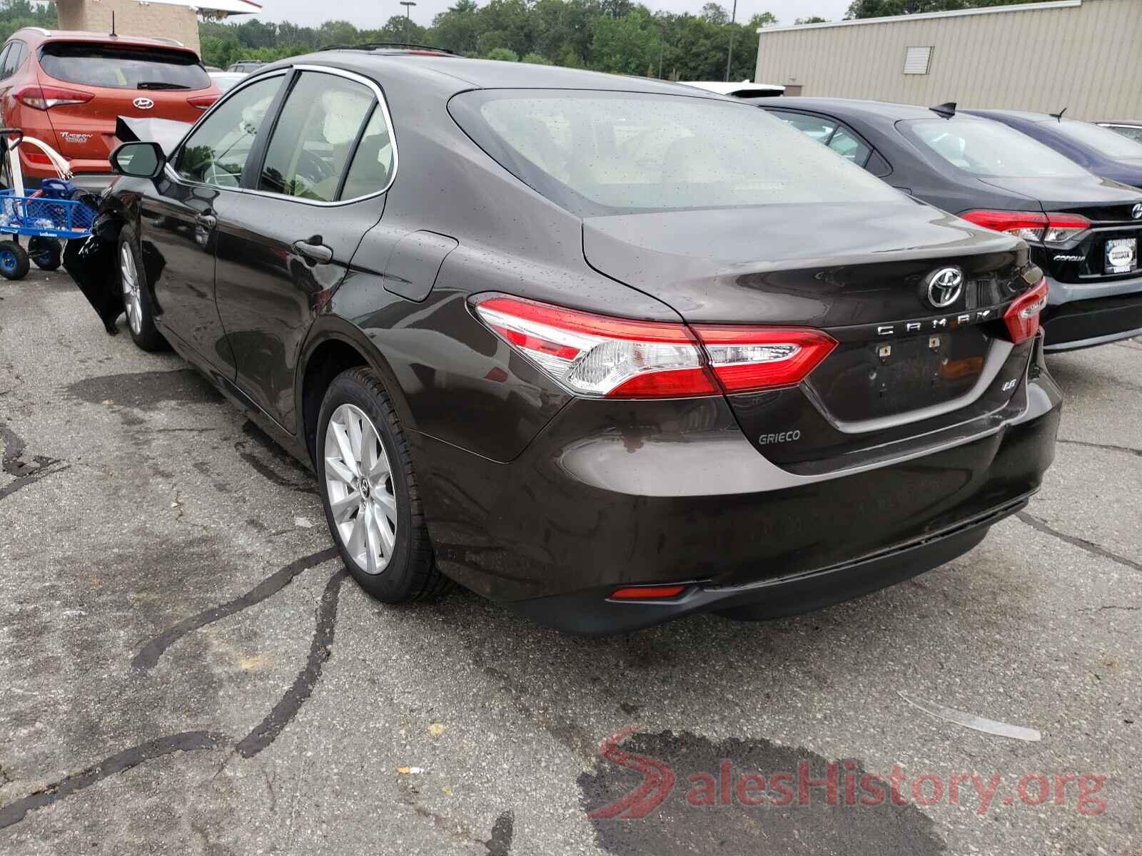 JTNB11HK2J3040027 2018 TOYOTA CAMRY