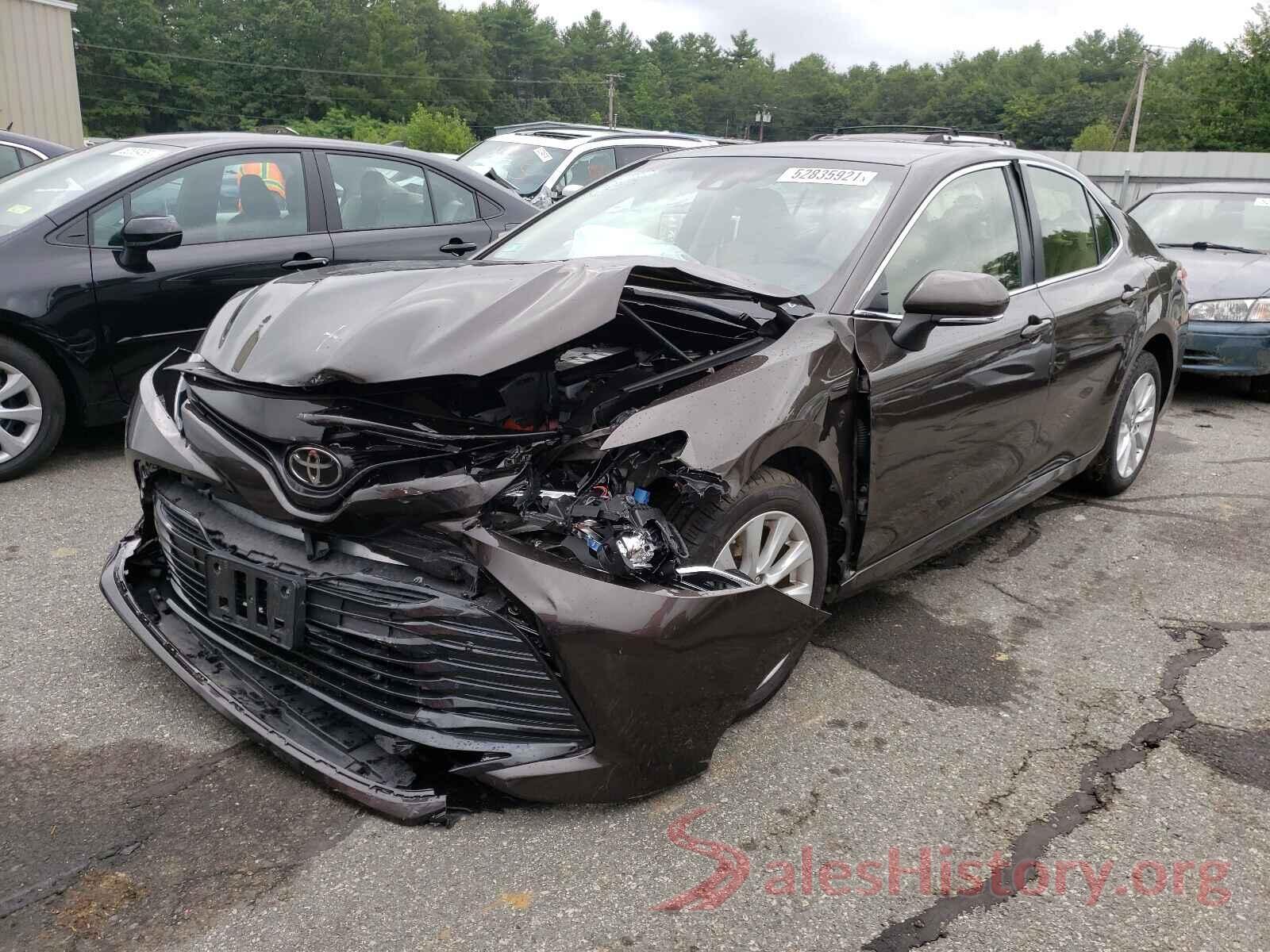 JTNB11HK2J3040027 2018 TOYOTA CAMRY