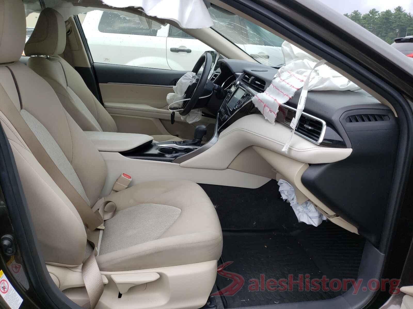 JTNB11HK2J3040027 2018 TOYOTA CAMRY