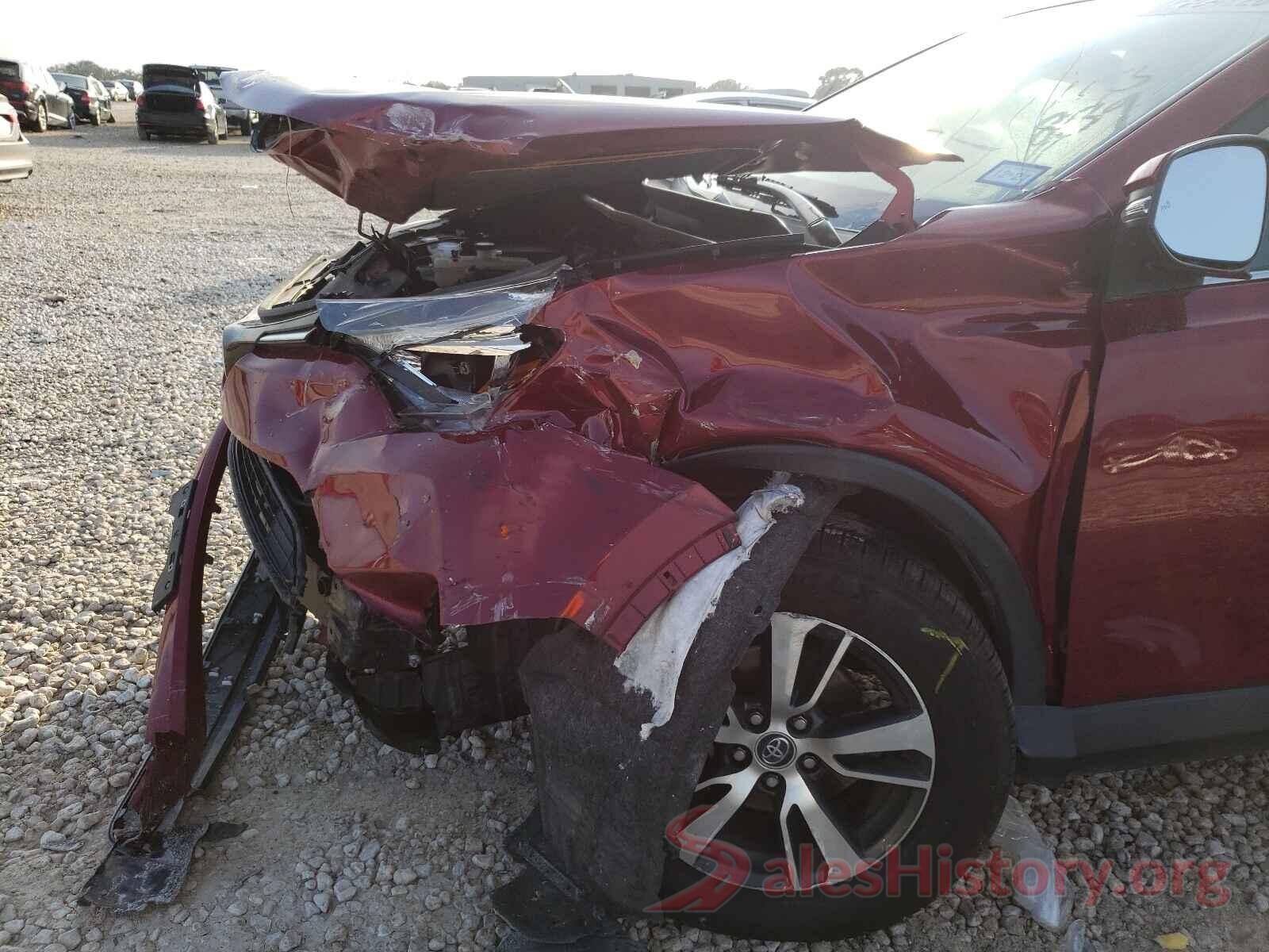 JTMWFREV3JD113839 2018 TOYOTA RAV4