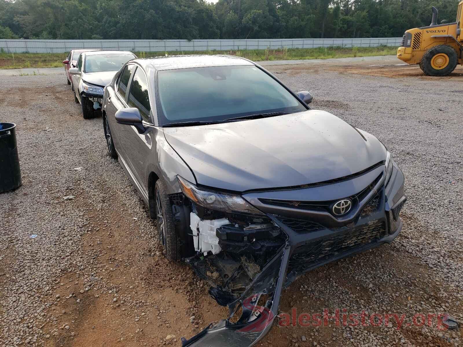 4T1G11AK3MU552944 2021 TOYOTA CAMRY