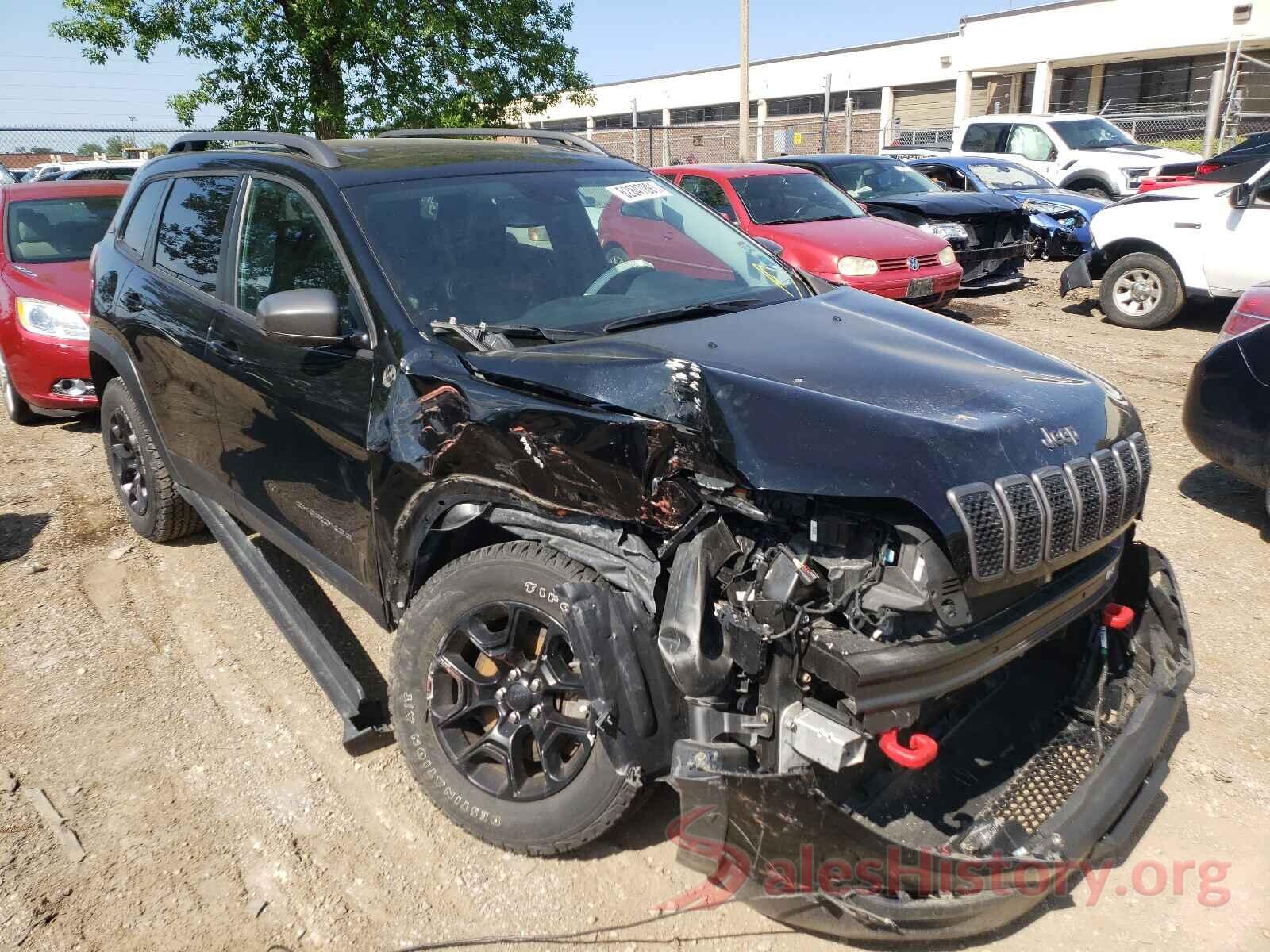 1C4PJMBX7KD239795 2019 JEEP CHEROKEE