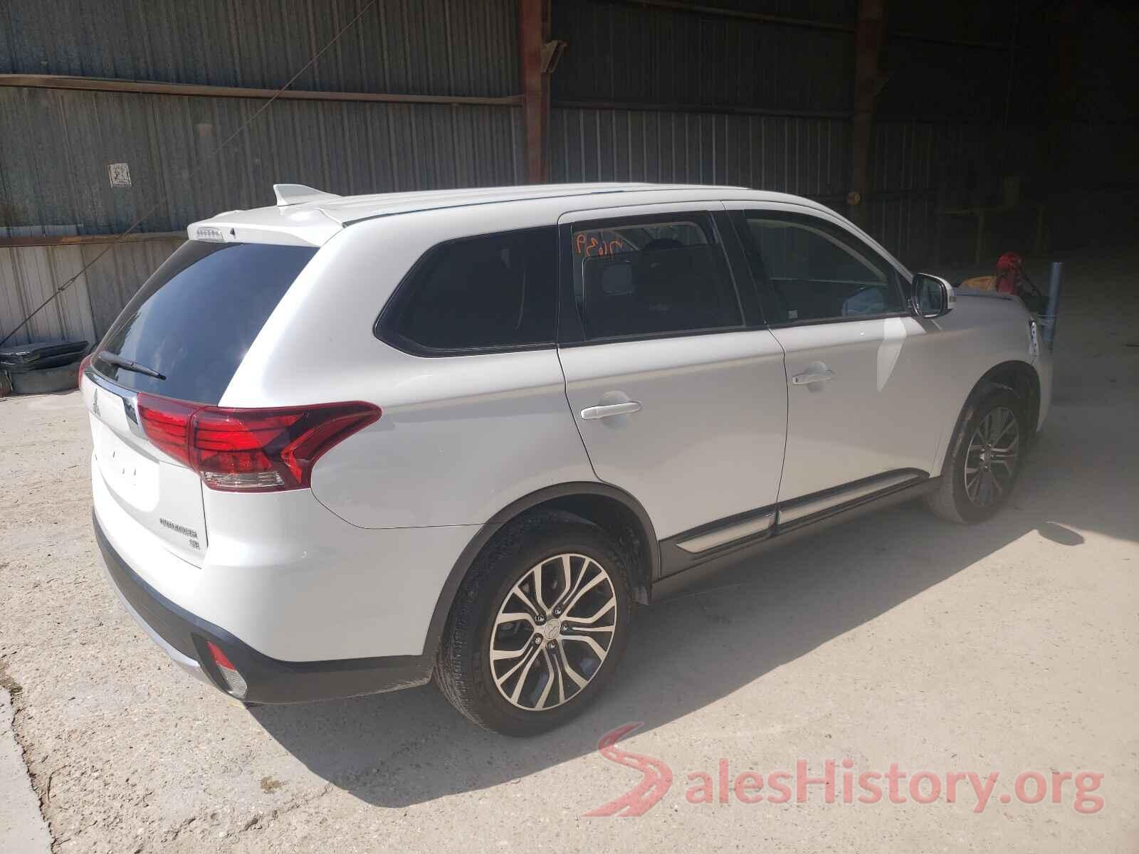 JA4AD3A36JZ017055 2018 MITSUBISHI OUTLANDER