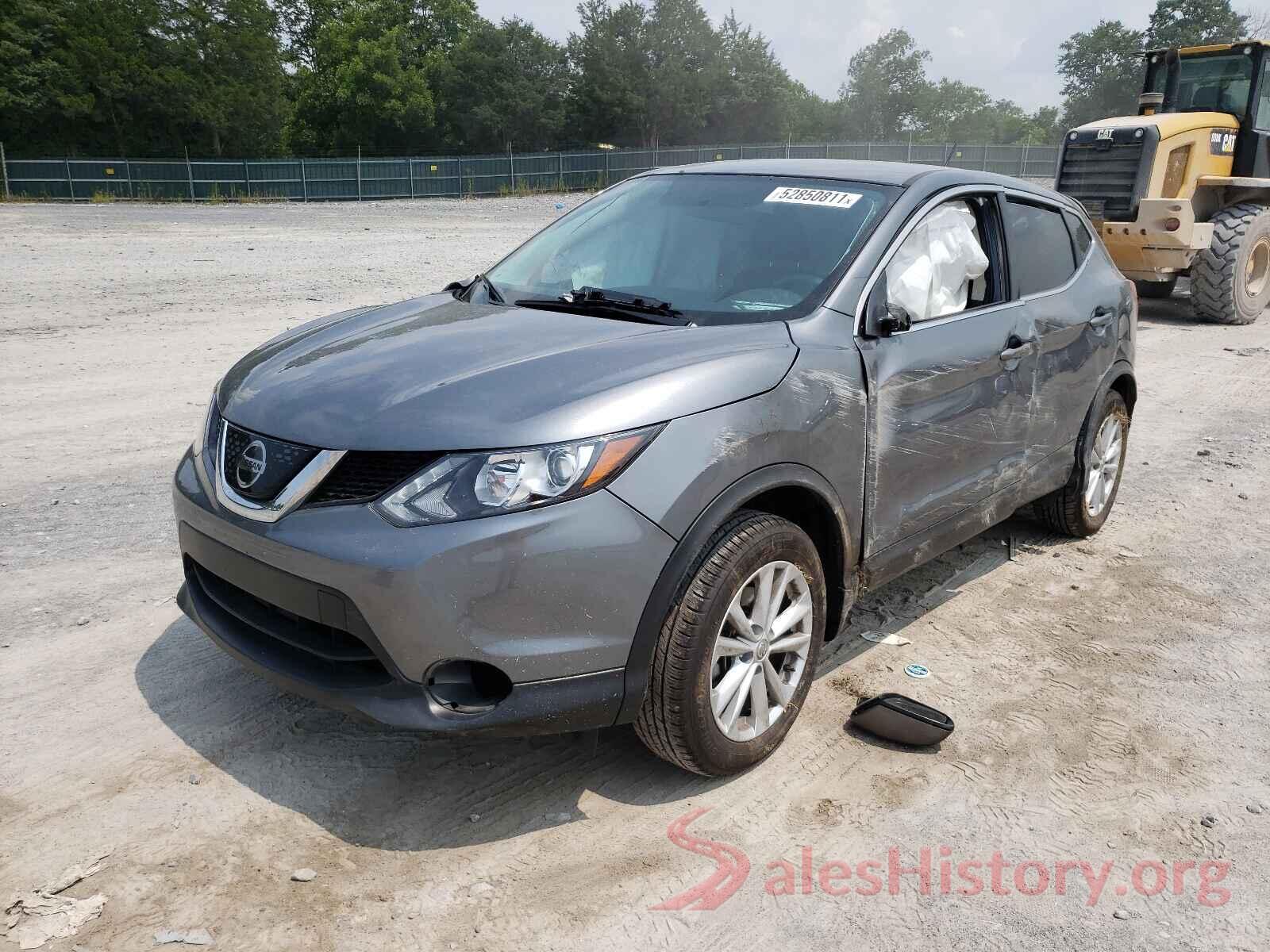 JN1BJ1CP2JW151301 2018 NISSAN ROGUE