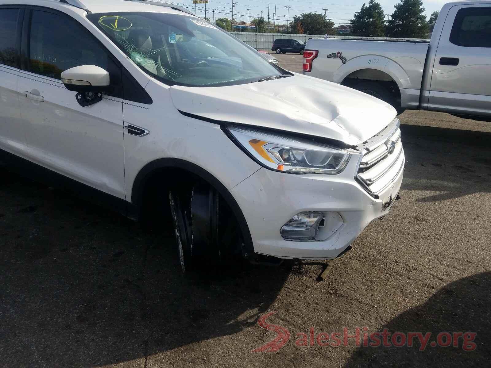 1FMCU0JD0HUE37094 2017 FORD ESCAPE