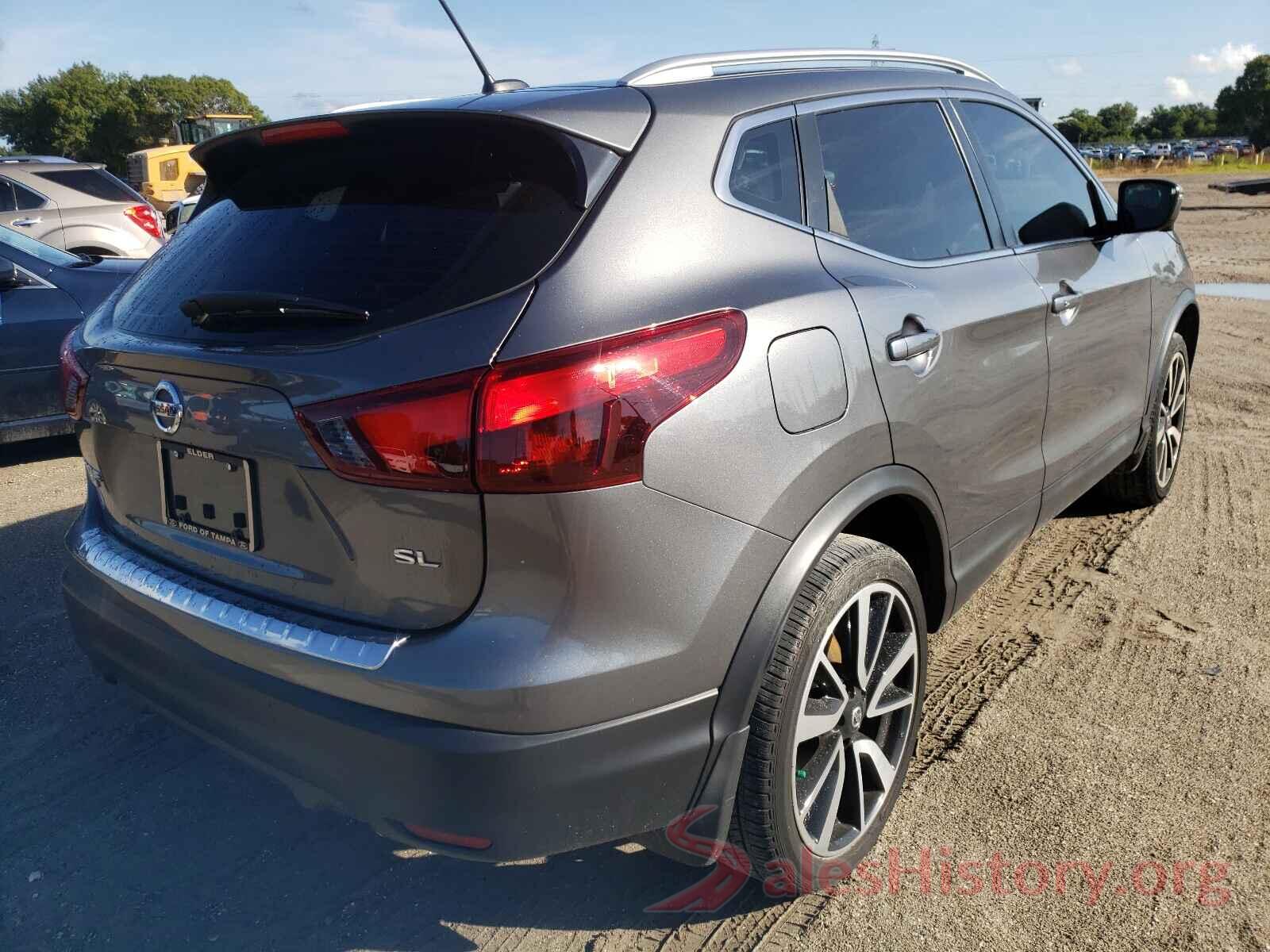 JN1BJ1CP8JW100367 2018 NISSAN ROGUE