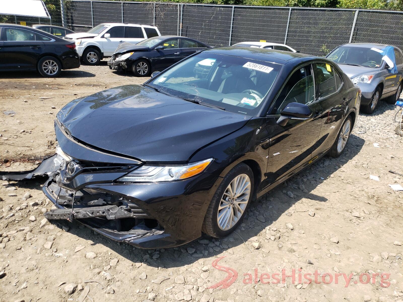 4T1B11HK1JU037940 2018 TOYOTA CAMRY