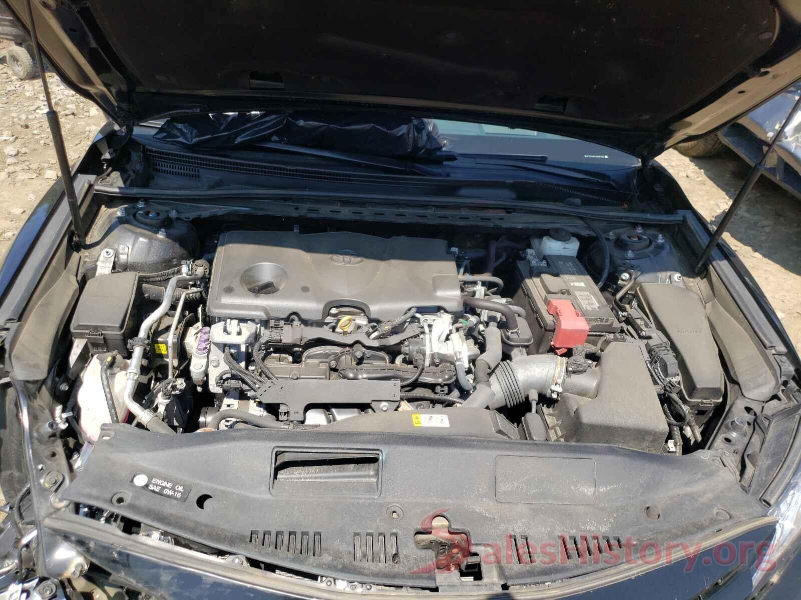 4T1B11HK1JU037940 2018 TOYOTA CAMRY