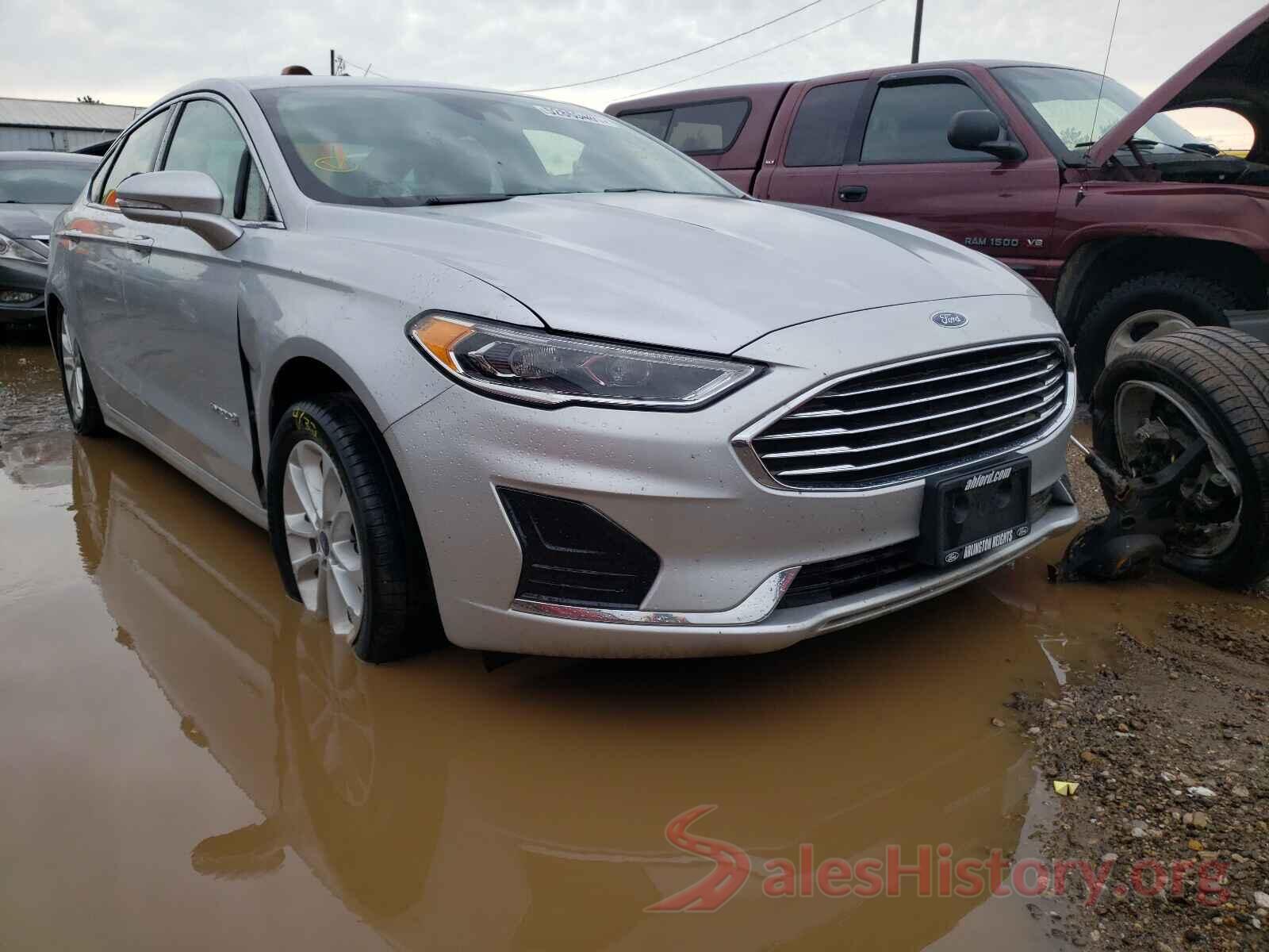 3FA6P0MU9KR235332 2019 FORD FUSION