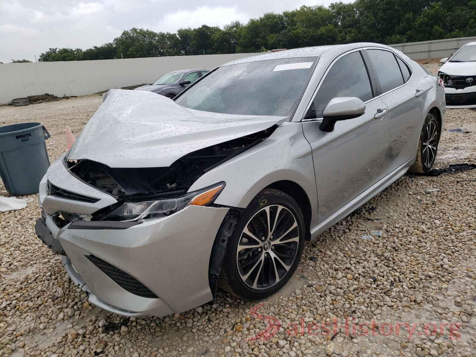 4T1B11HKXJU027231 2018 TOYOTA CAMRY