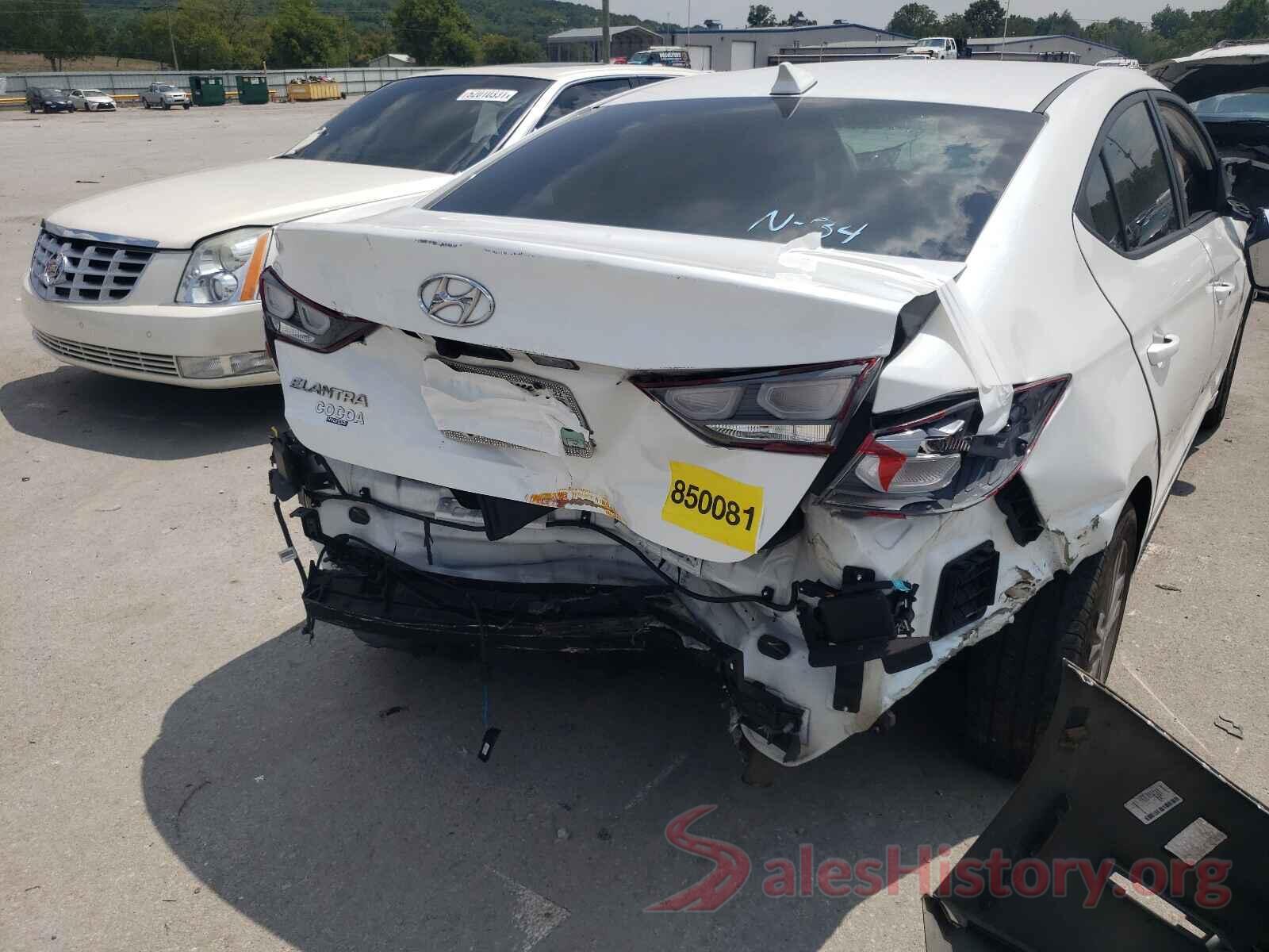 5NPD84LFXJH359815 2018 HYUNDAI ELANTRA