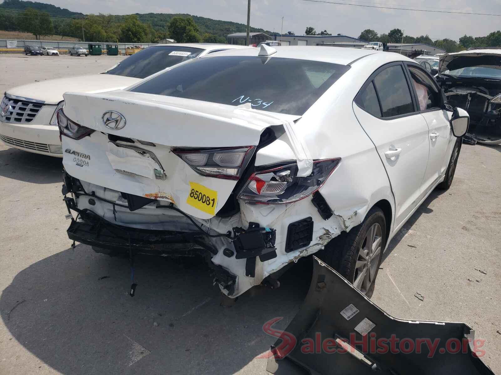 5NPD84LFXJH359815 2018 HYUNDAI ELANTRA