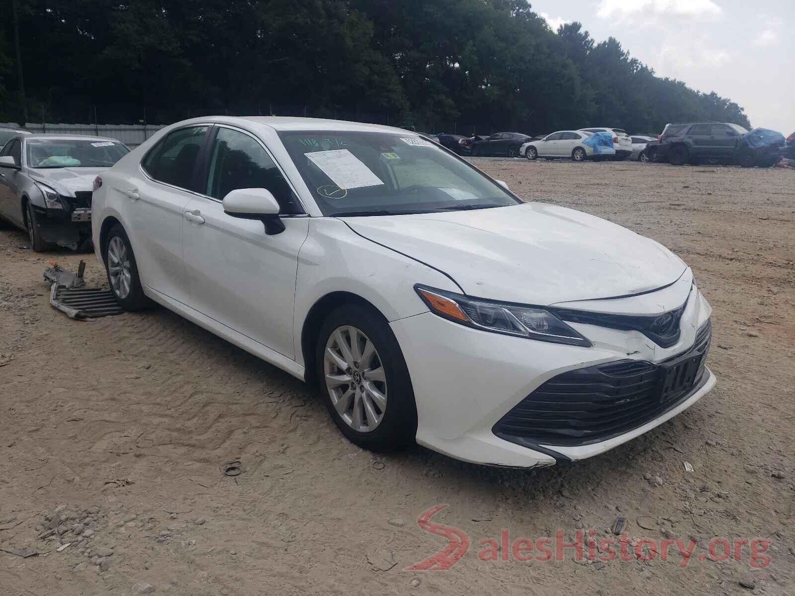 4T1B11HK2KU258464 2019 TOYOTA CAMRY