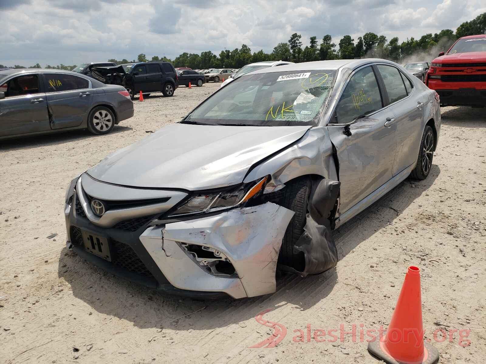 4T1B11HK4JU540782 2018 TOYOTA CAMRY