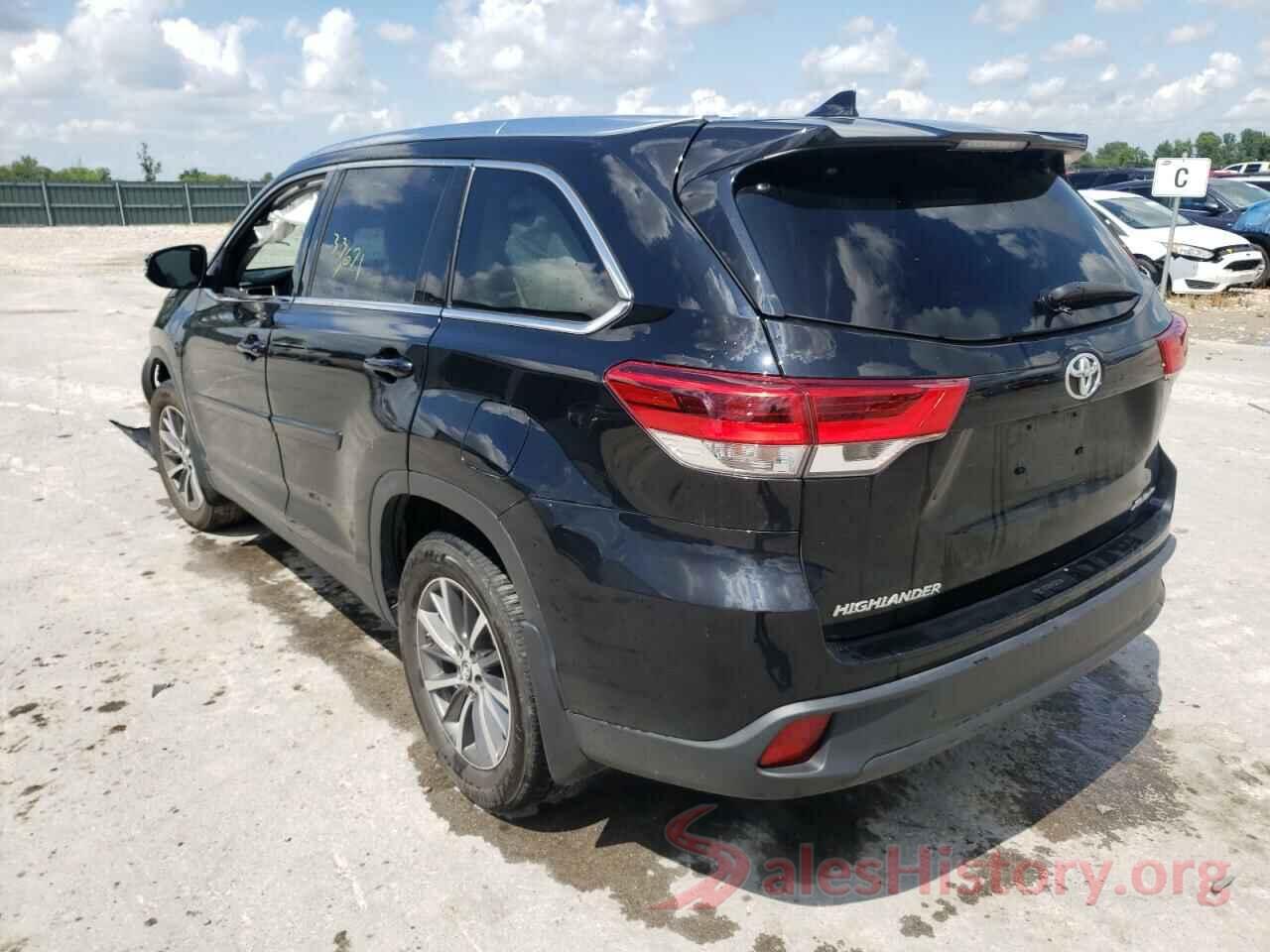 5TDJZRFH9KS621880 2019 TOYOTA HIGHLANDER