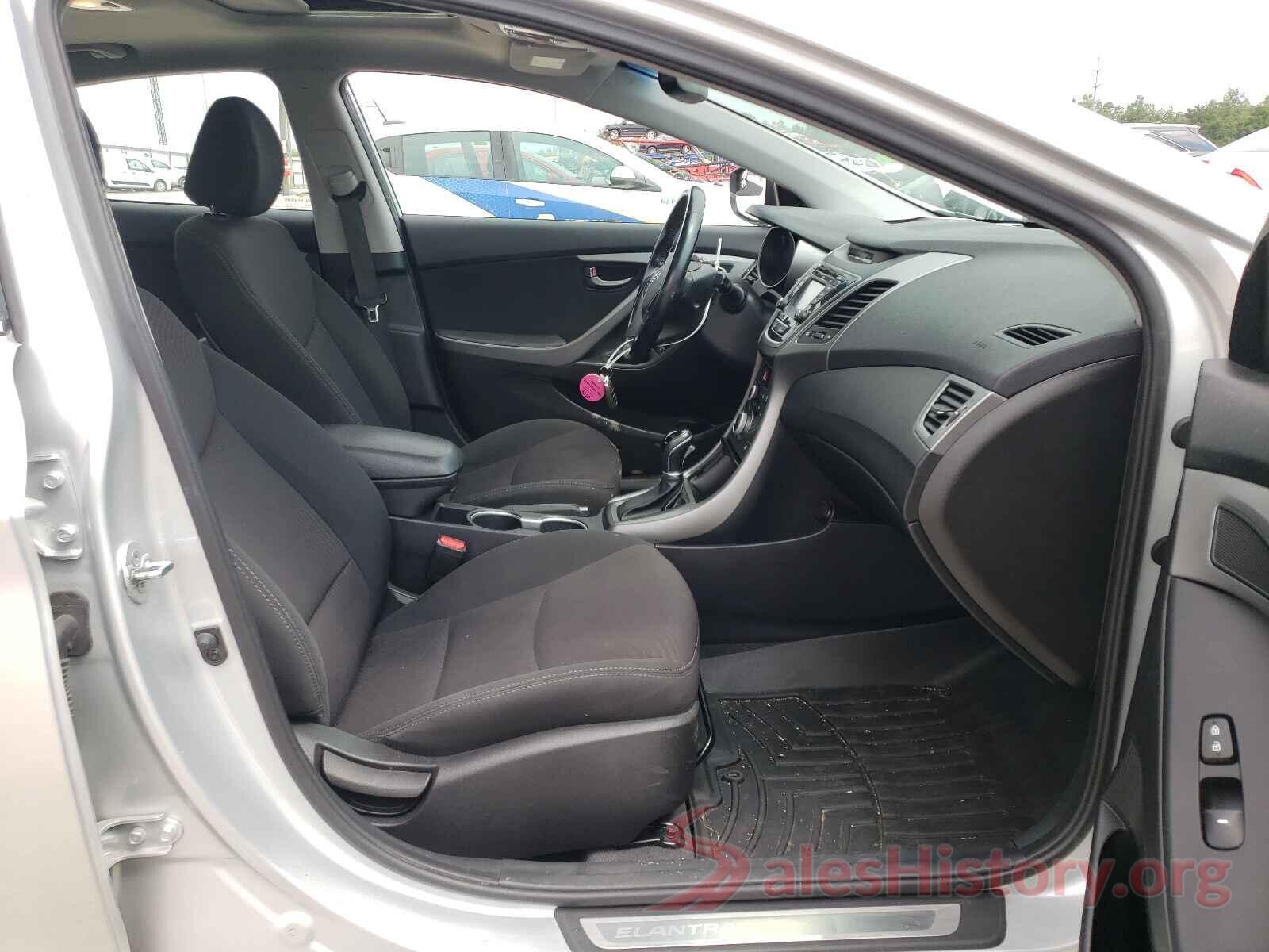 5NPDH4AE1GH686252 2016 HYUNDAI ELANTRA