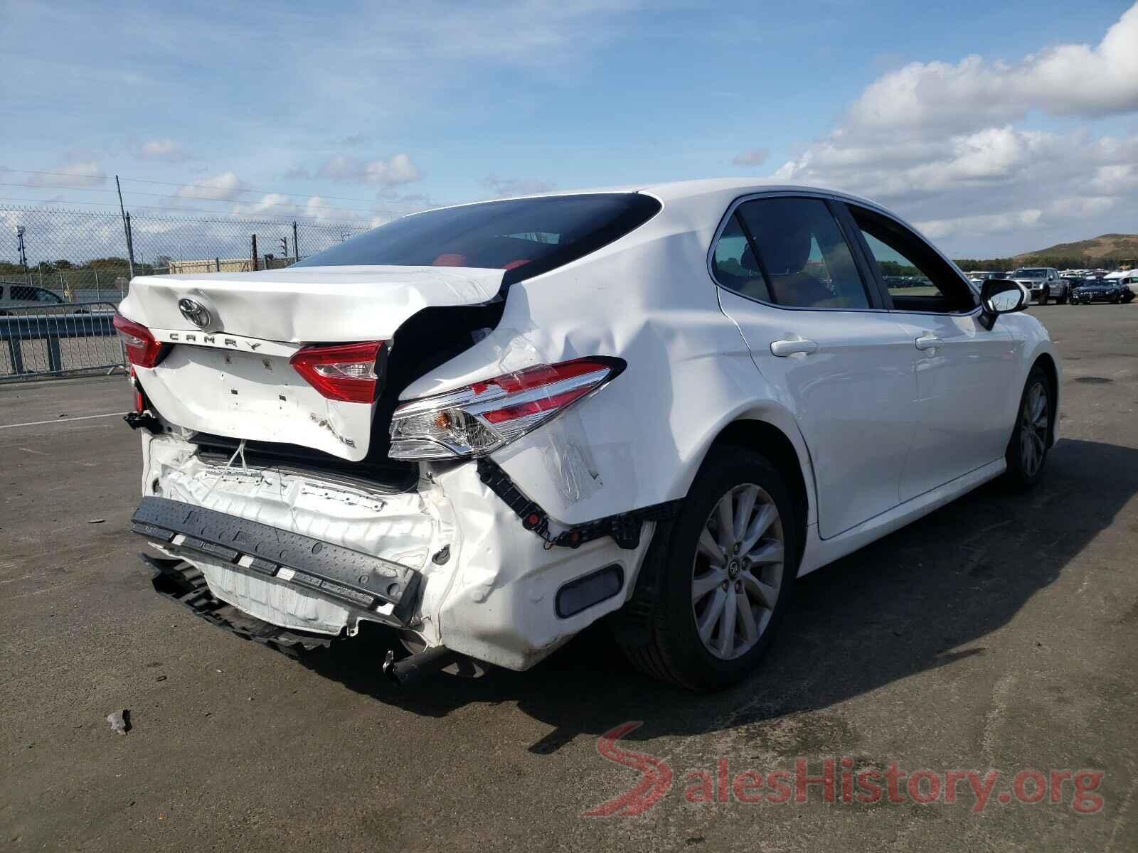 4T1B11HKXJU095223 2018 TOYOTA CAMRY