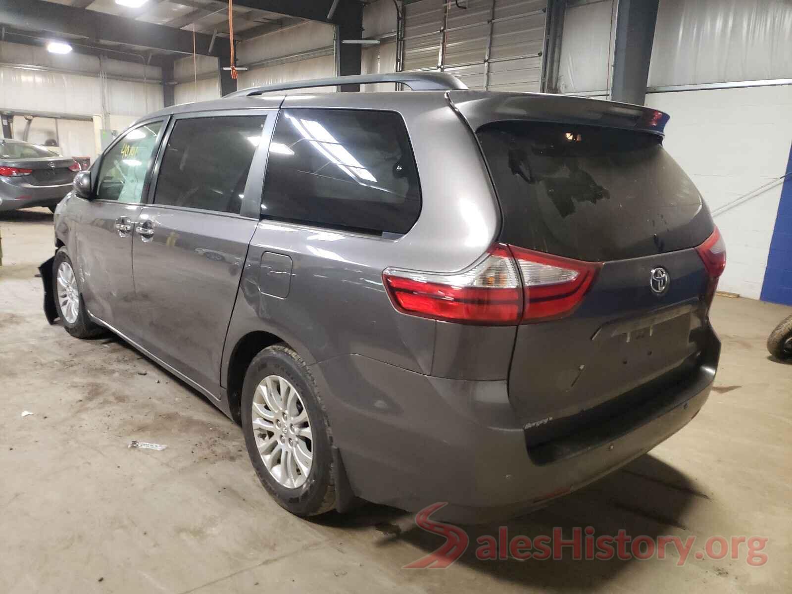 5TDYZ3DC0HS820456 2017 TOYOTA SIENNA