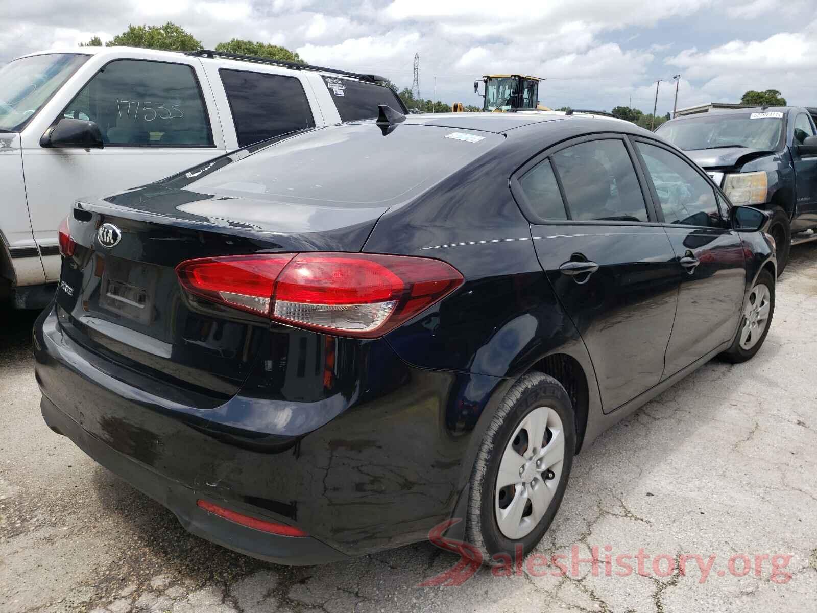 3KPFK4A75HE118958 2017 KIA FORTE