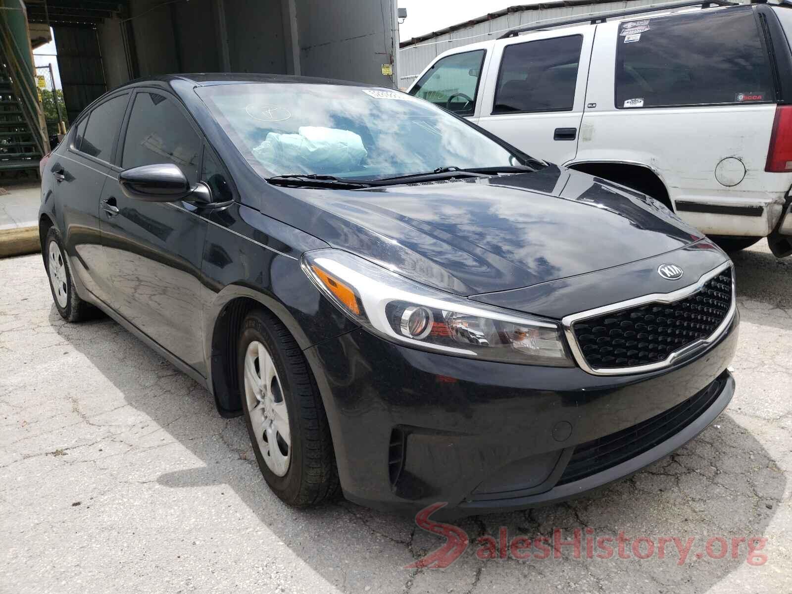 3KPFK4A75HE118958 2017 KIA FORTE