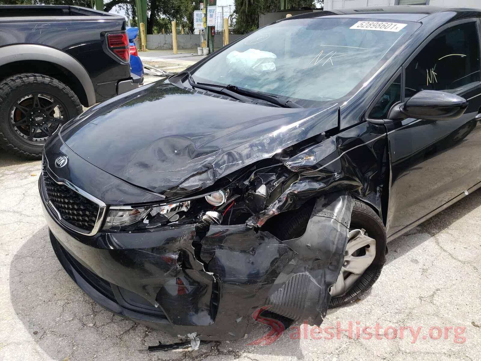 3KPFK4A75HE118958 2017 KIA FORTE