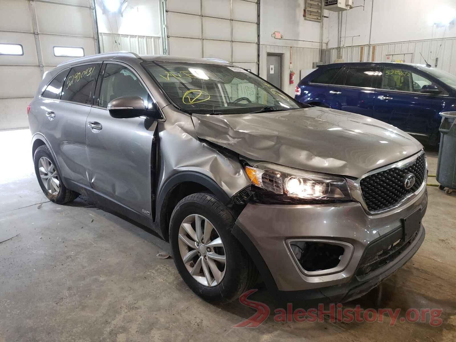 5XYPGDA32GG048100 2016 KIA SORENTO