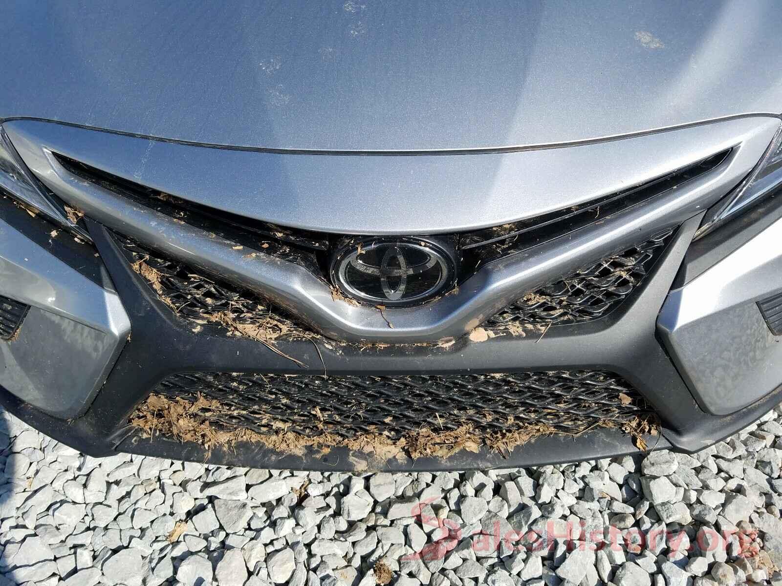 4T1B11HK3JU592470 2018 TOYOTA CAMRY