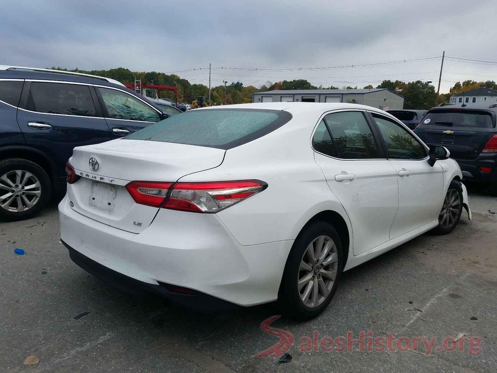 4T1B11HK9JU032212 2018 TOYOTA CAMRY