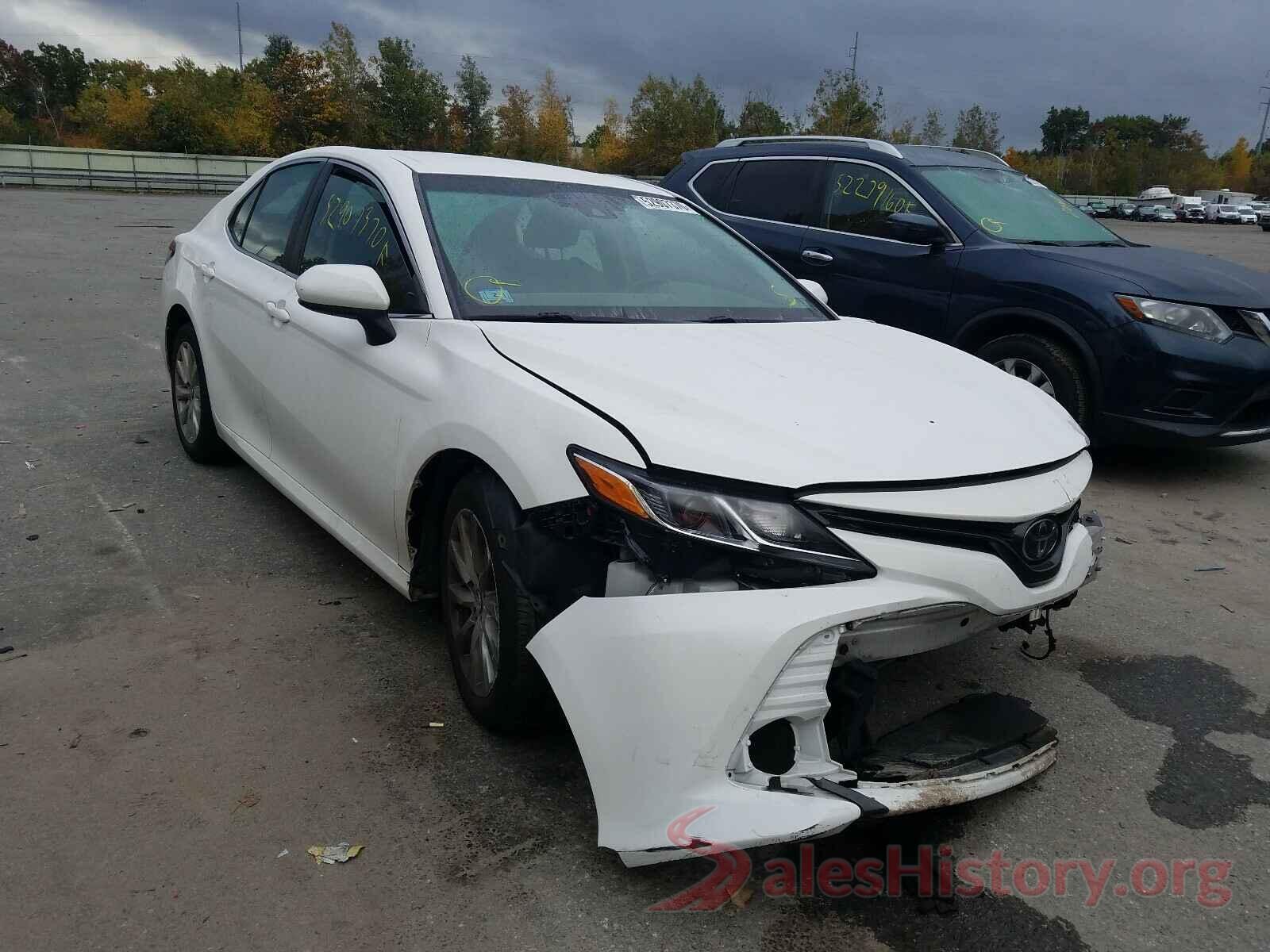 4T1B11HK9JU032212 2018 TOYOTA CAMRY