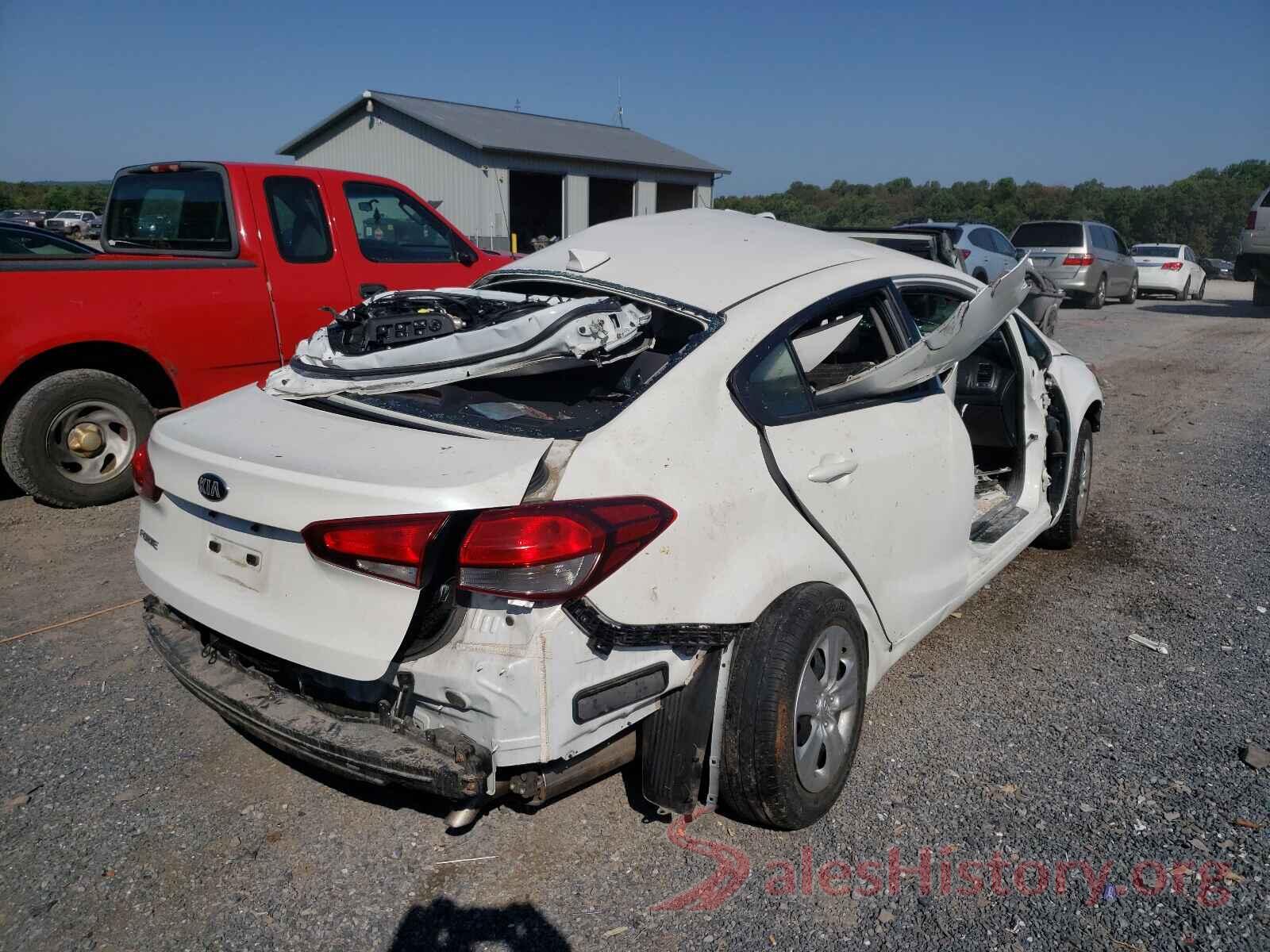 3KPFL4A76JE263963 2018 KIA FORTE