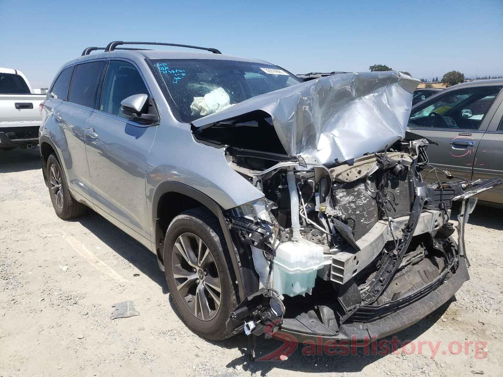 5TDBZRFH3HS480012 2017 TOYOTA HIGHLANDER