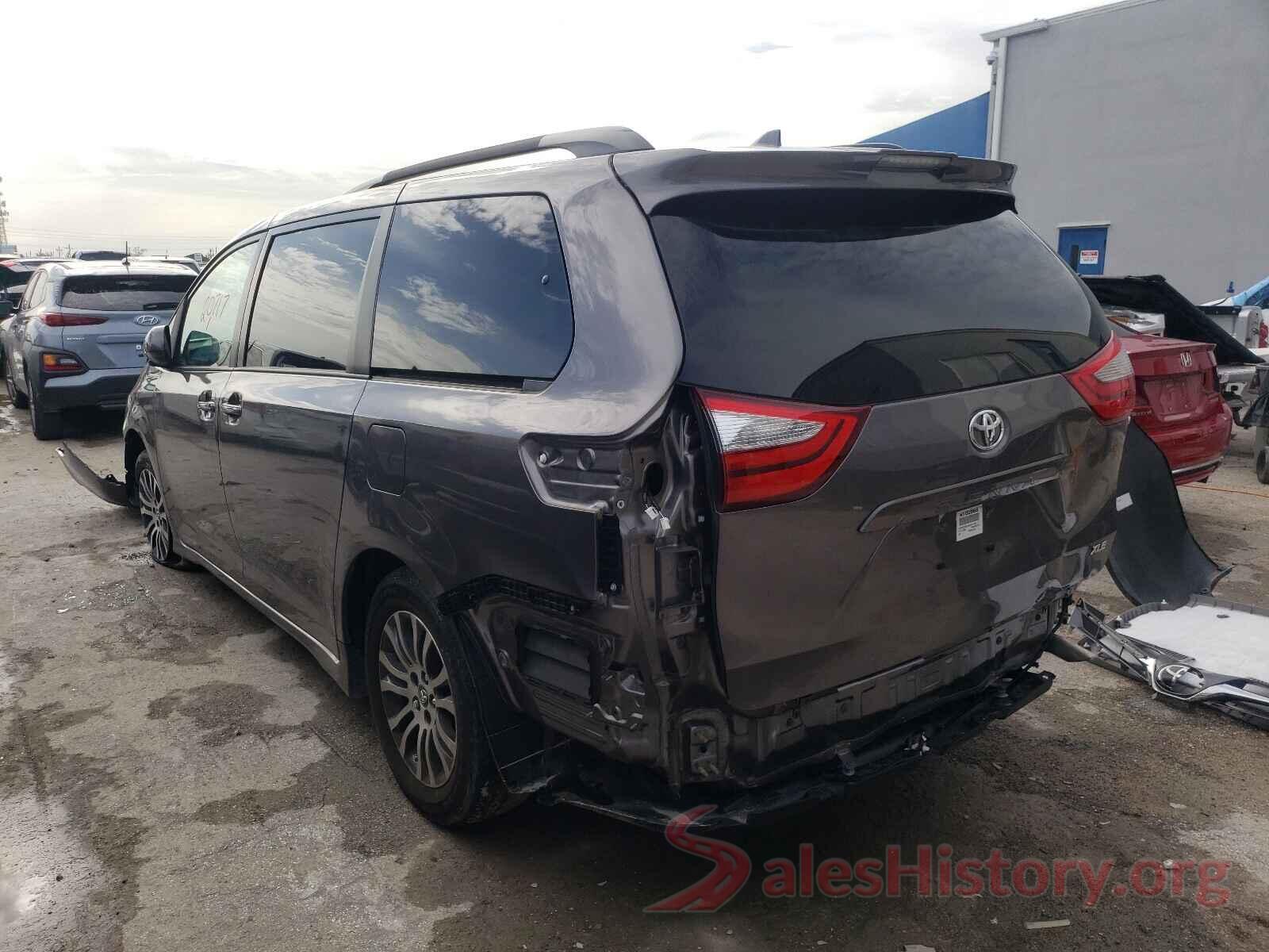 5TDYZ3DC4KS015180 2019 TOYOTA SIENNA