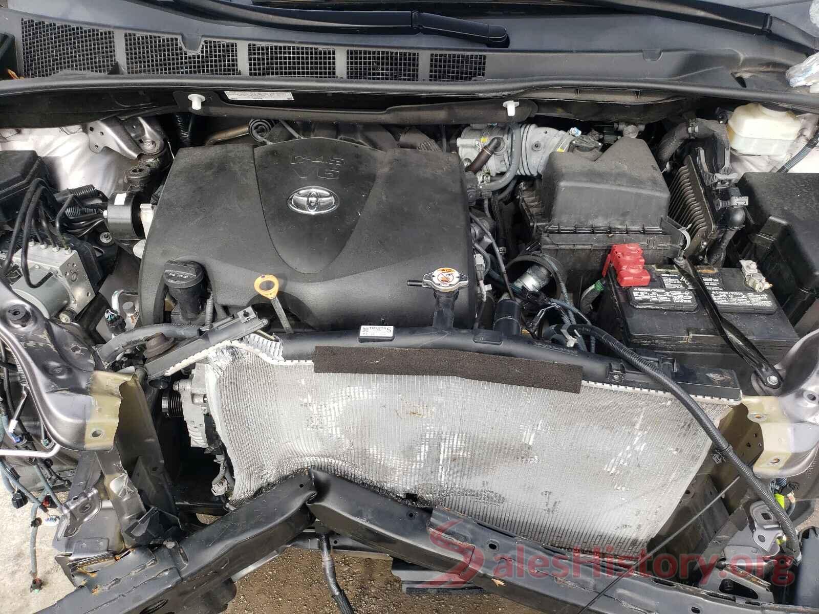 5TDYZ3DC4KS015180 2019 TOYOTA SIENNA