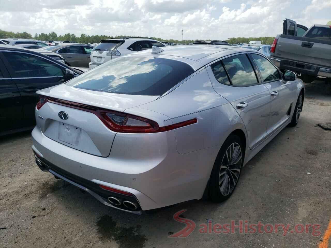 KNAE25LA9J6017442 2018 KIA STINGER