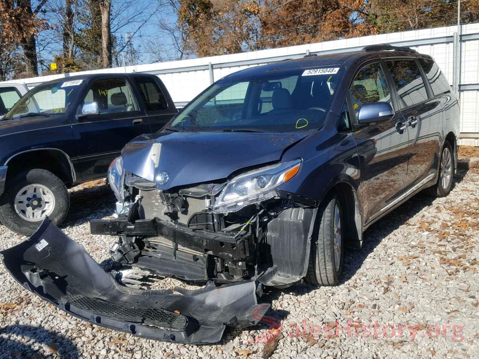 5TDDZ3DC2HS178787 2017 TOYOTA SIENNA XLE