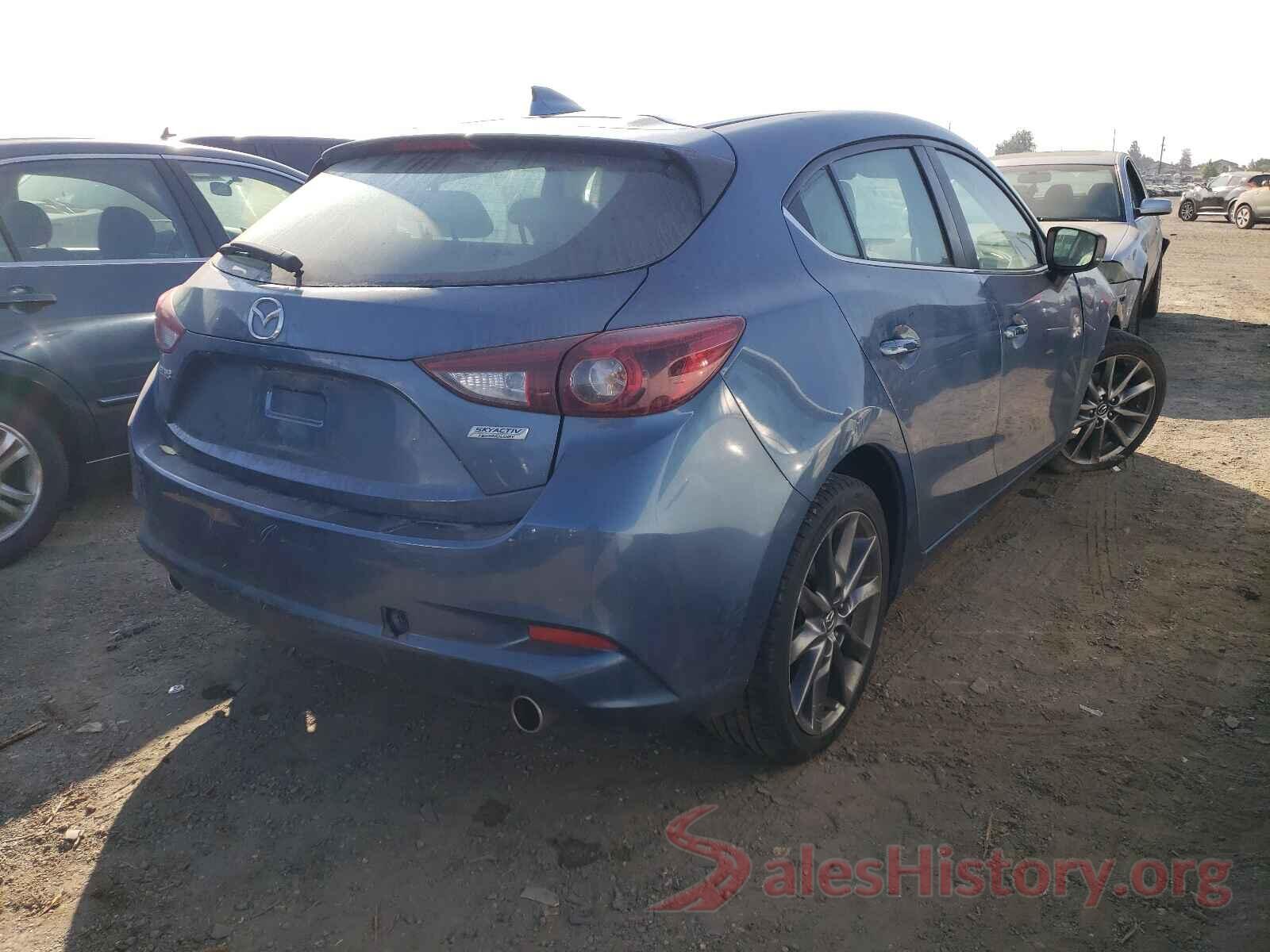 3MZBN1M31JM267079 2018 MAZDA 3