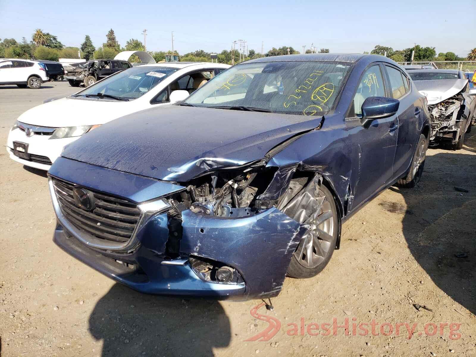 3MZBN1M31JM267079 2018 MAZDA 3