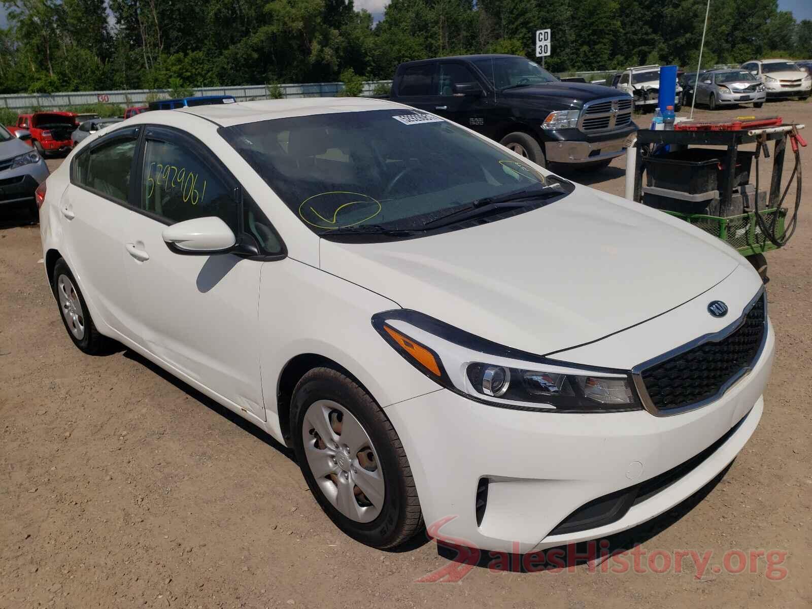 3KPFK4A71JE193145 2018 KIA FORTE