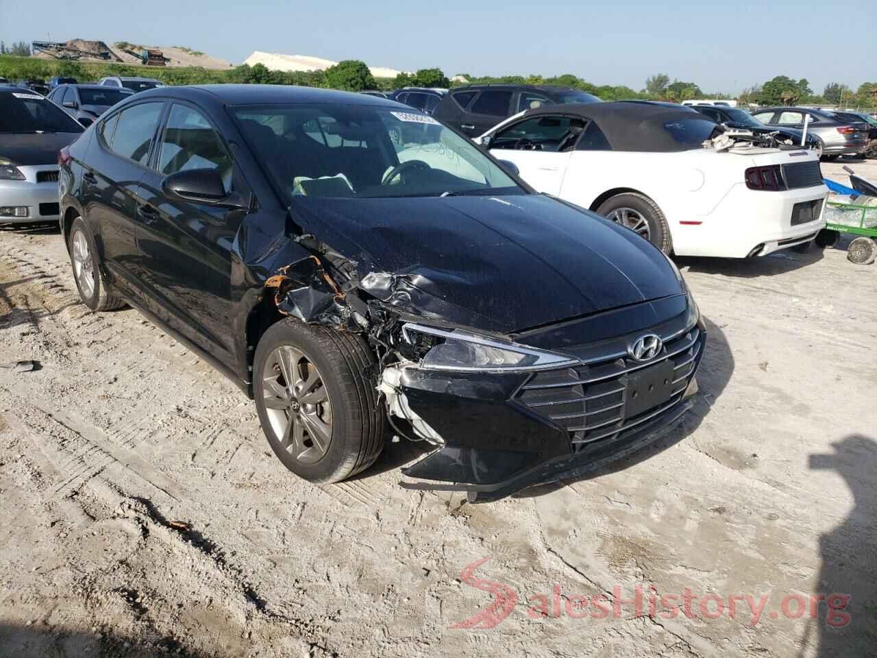 5NPD84LFXKH427077 2019 HYUNDAI ELANTRA