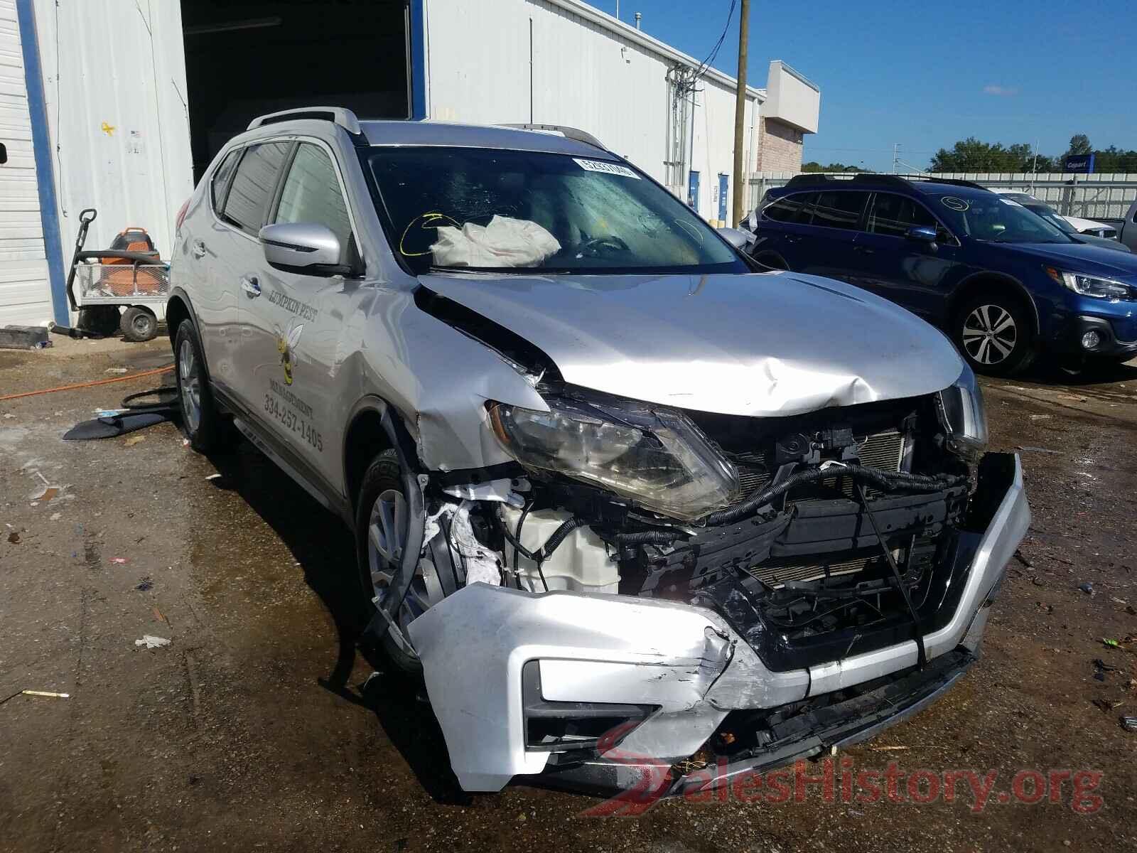 KNMAT2MT2JP502139 2018 NISSAN ROGUE