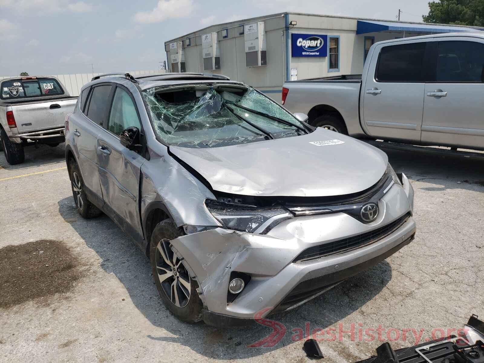 2T3WFREV2JW455673 2018 TOYOTA RAV4