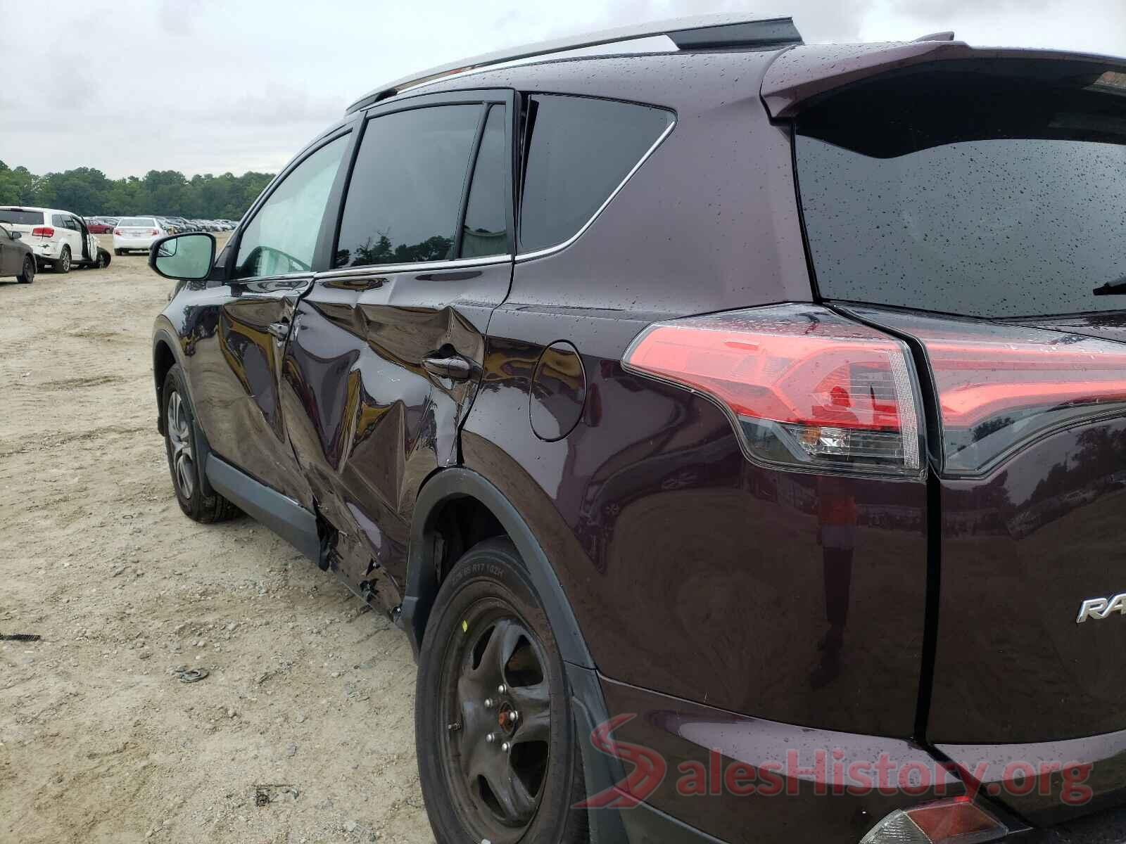 2T3BFREV1JW836901 2018 TOYOTA RAV4