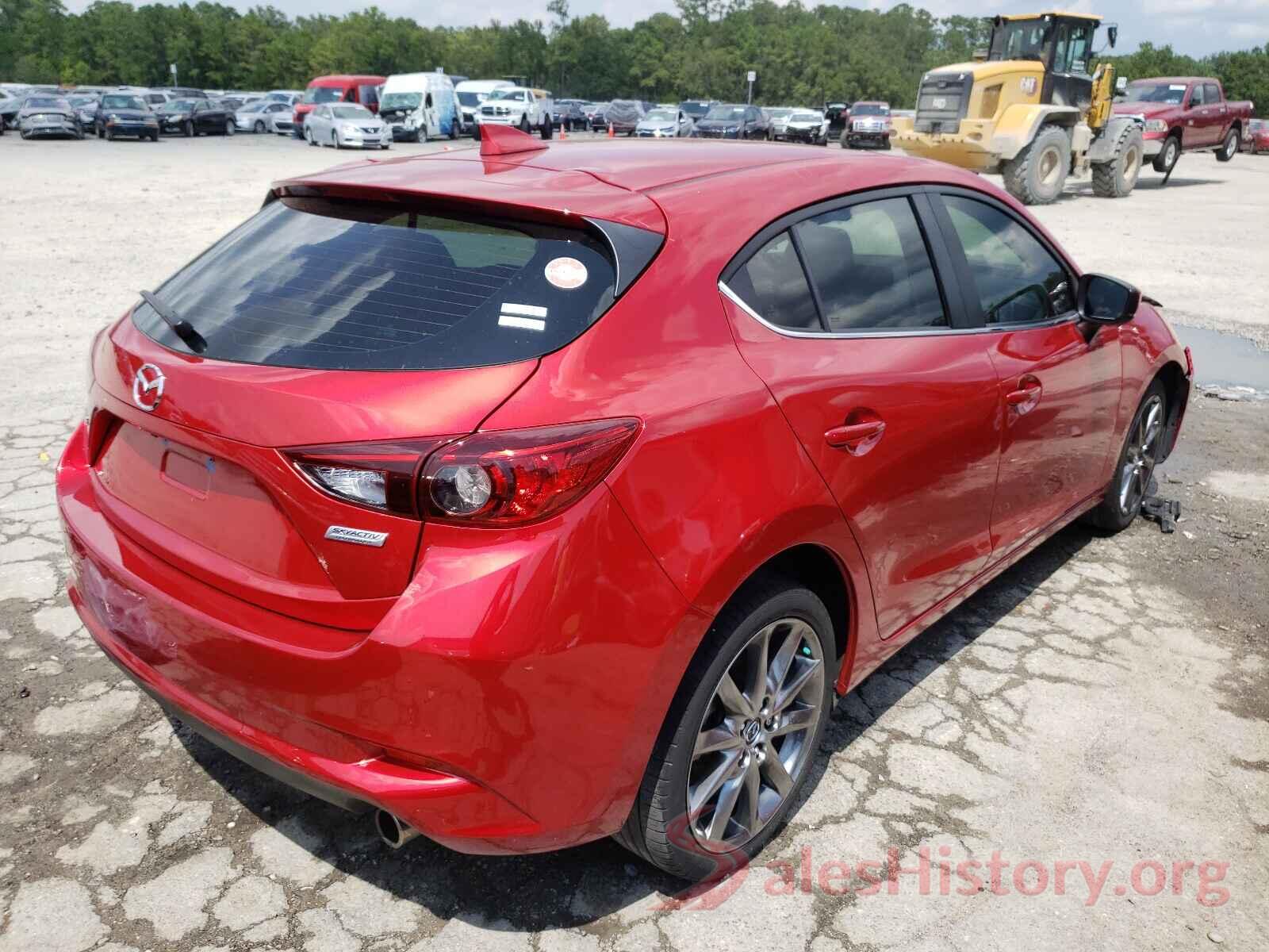 3MZBN1L38JM268070 2018 MAZDA 3