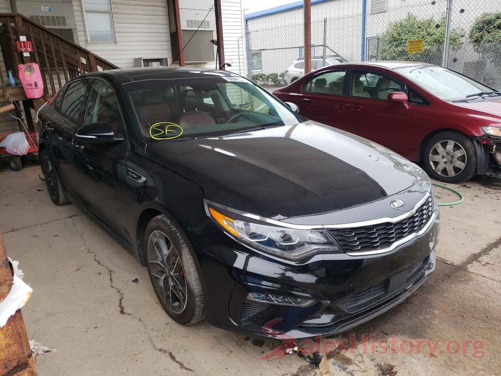 5XXGW4L26KG330180 2019 KIA OPTIMA