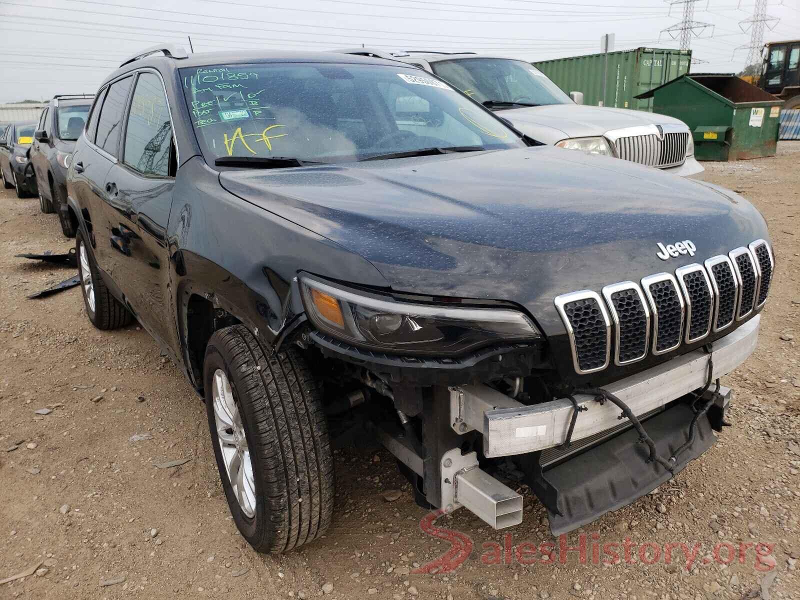 1C4PJMCB8KD231093 2019 JEEP CHEROKEE