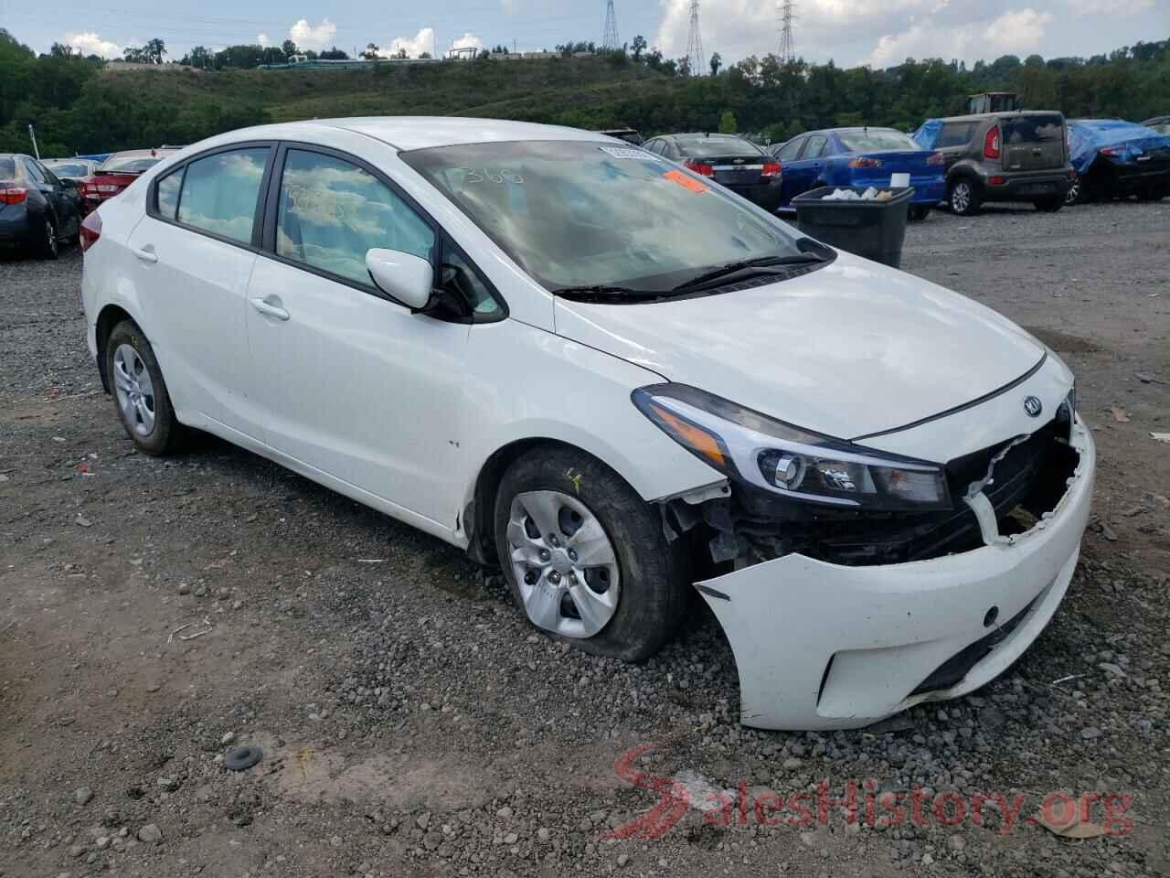 3KPFK4A7XJE268442 2018 KIA FORTE